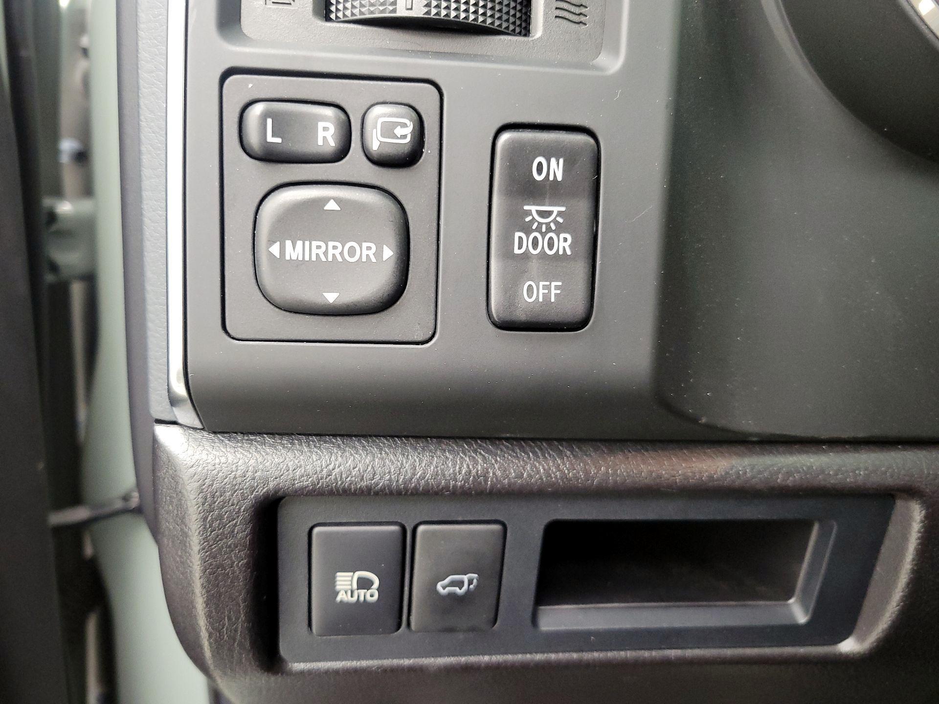 Thumbnail: 2021 Toyota Sequoia - 13