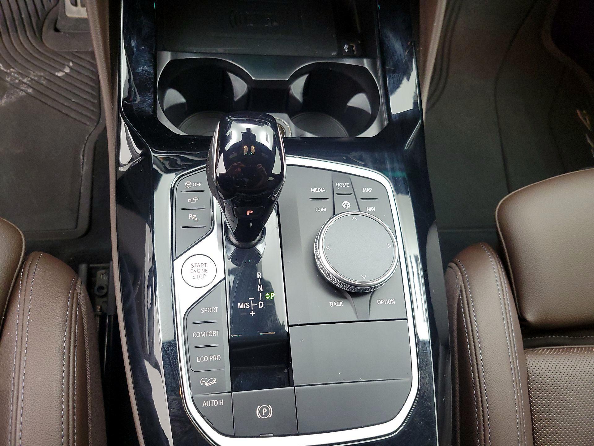 Thumbnail: 2023 BMW X4 - 18