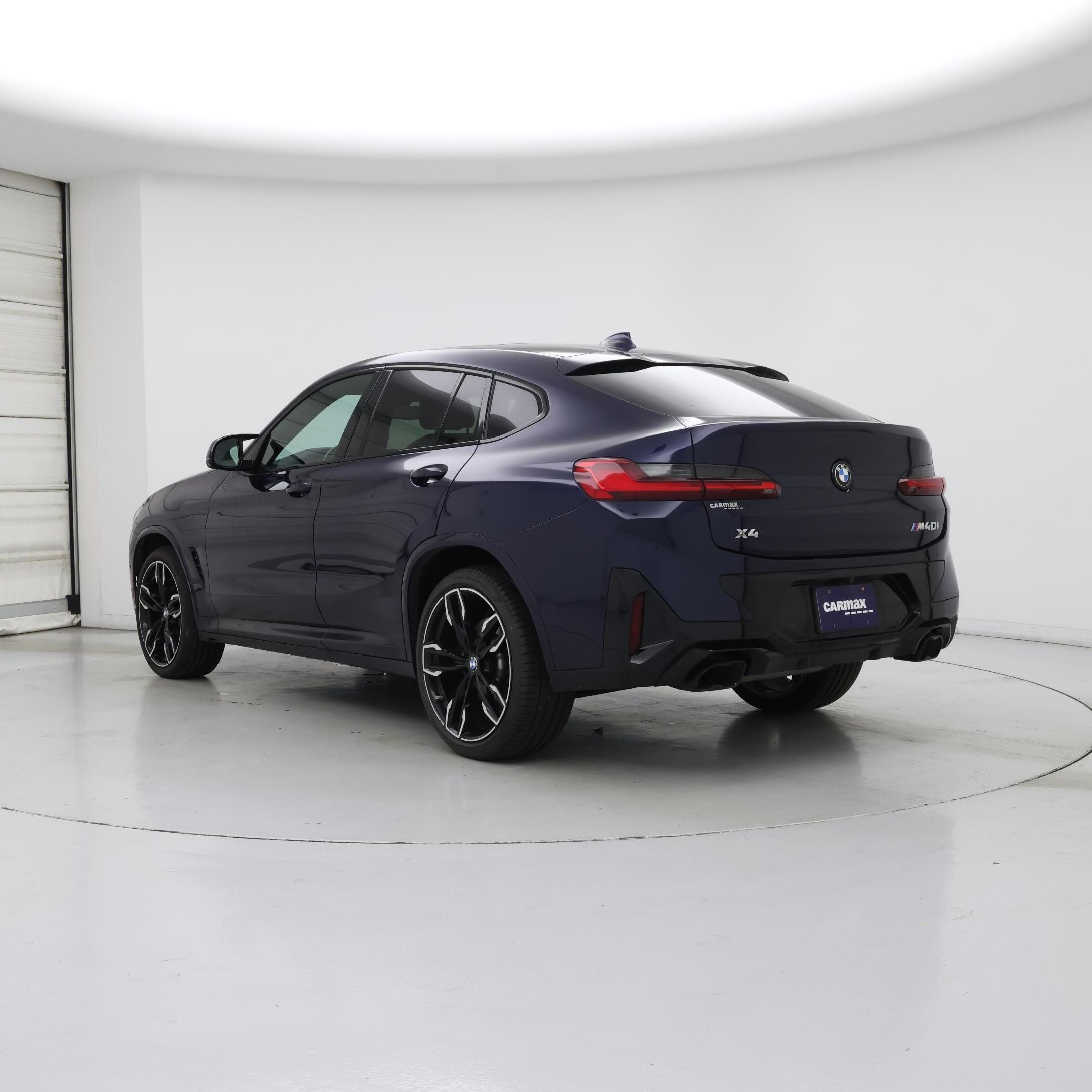 Thumbnail: 2023 BMW X4 - 2