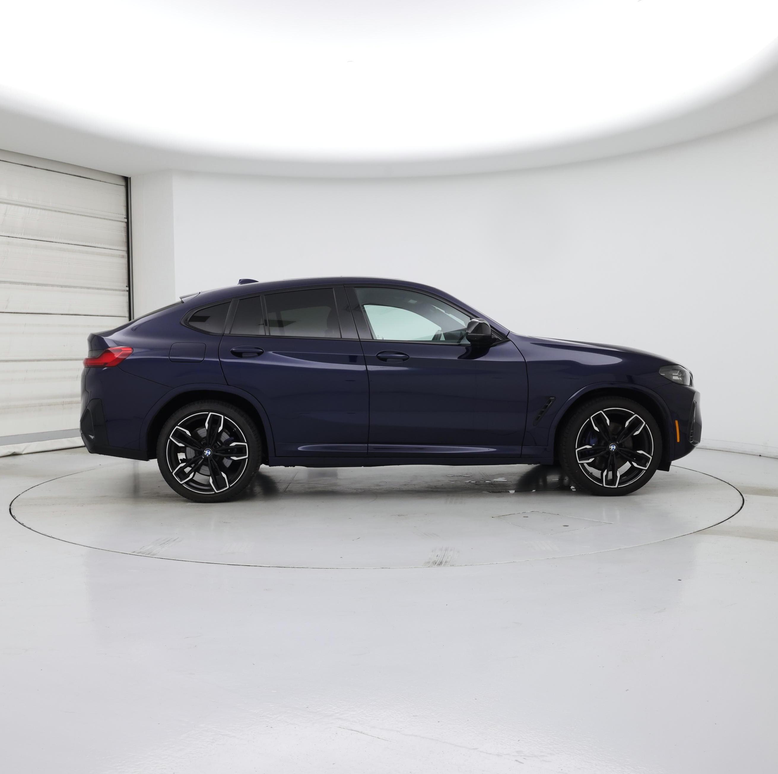 Thumbnail: 2023 BMW X4 - 7