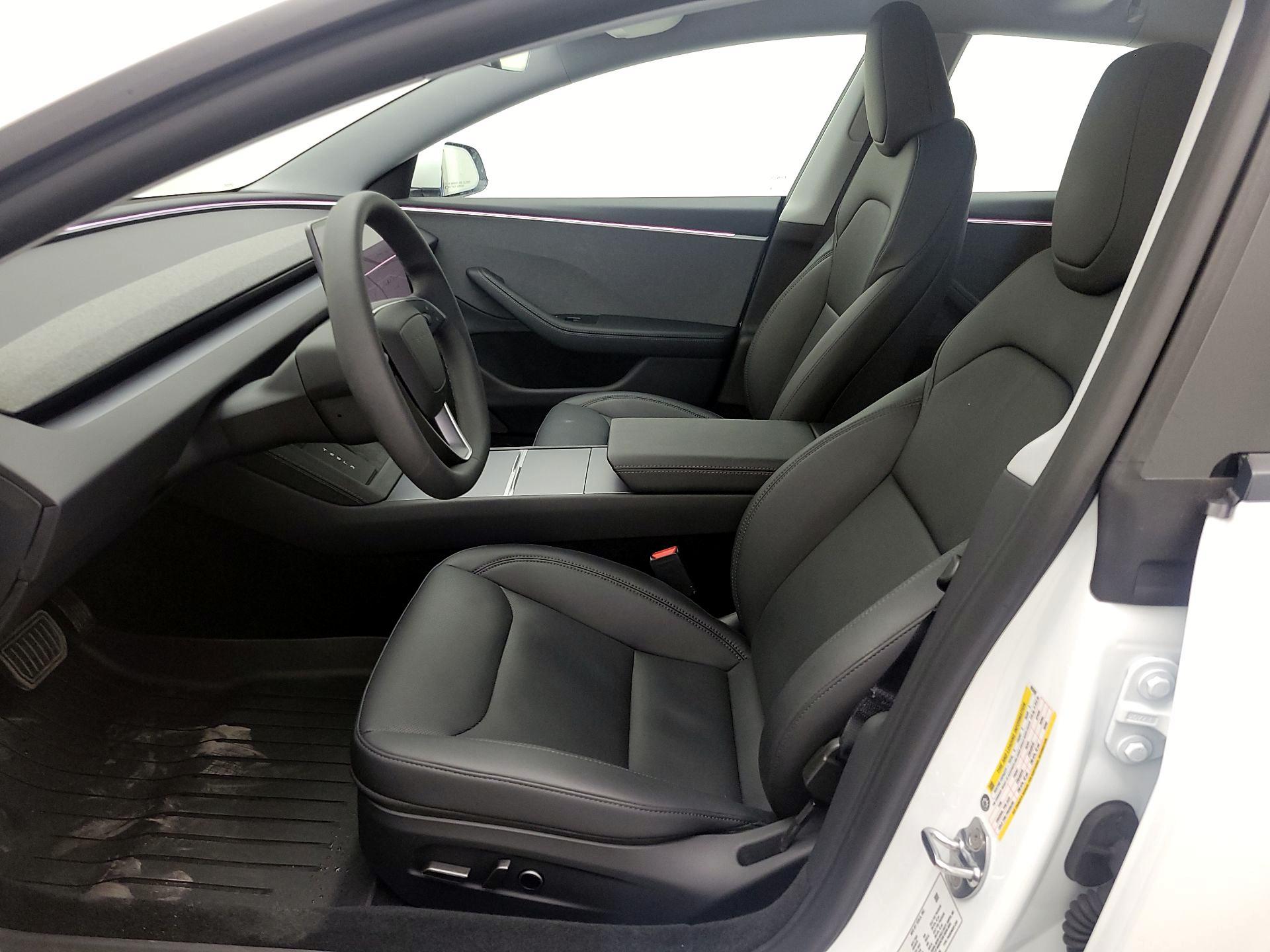 Thumbnail: 2025 Tesla Model 3 - 11