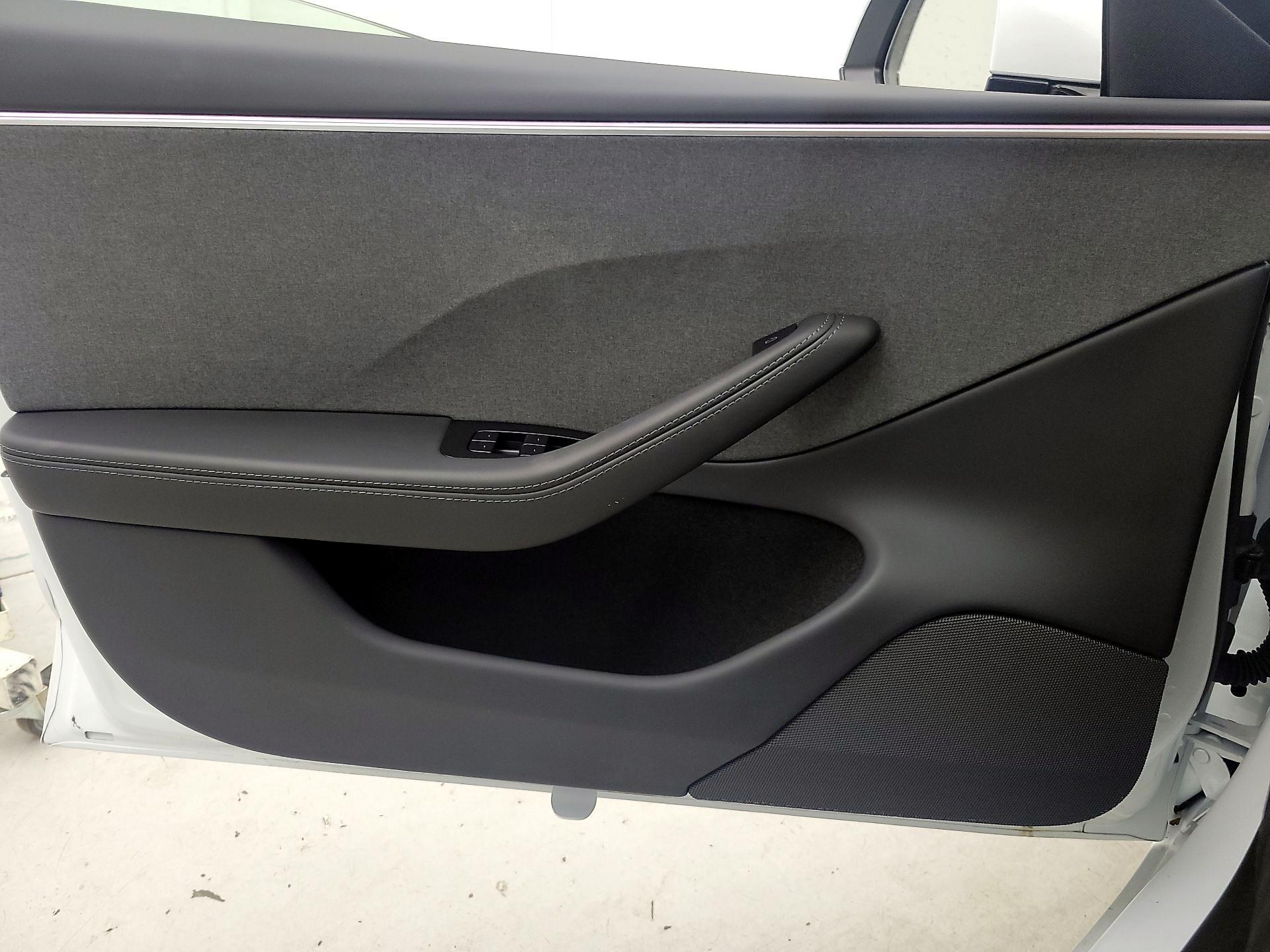 Thumbnail: 2025 Tesla Model 3 - 12