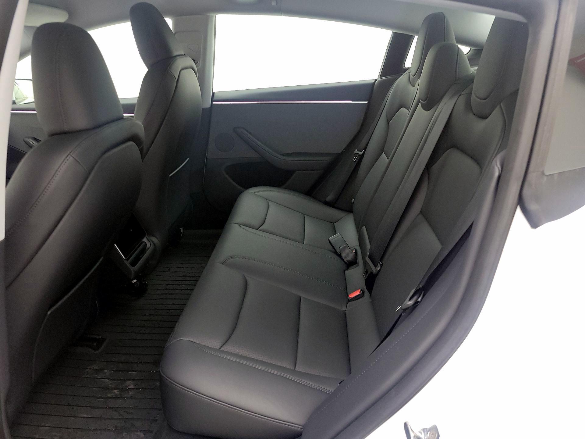 Thumbnail: 2025 Tesla Model 3 - 18