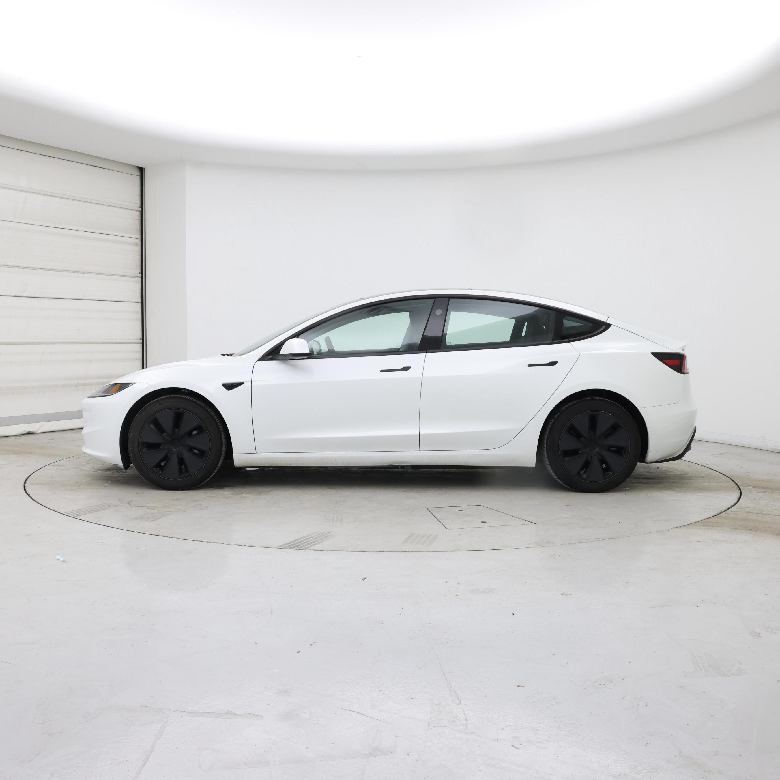 Thumbnail: 2025 Tesla Model 3 - 3