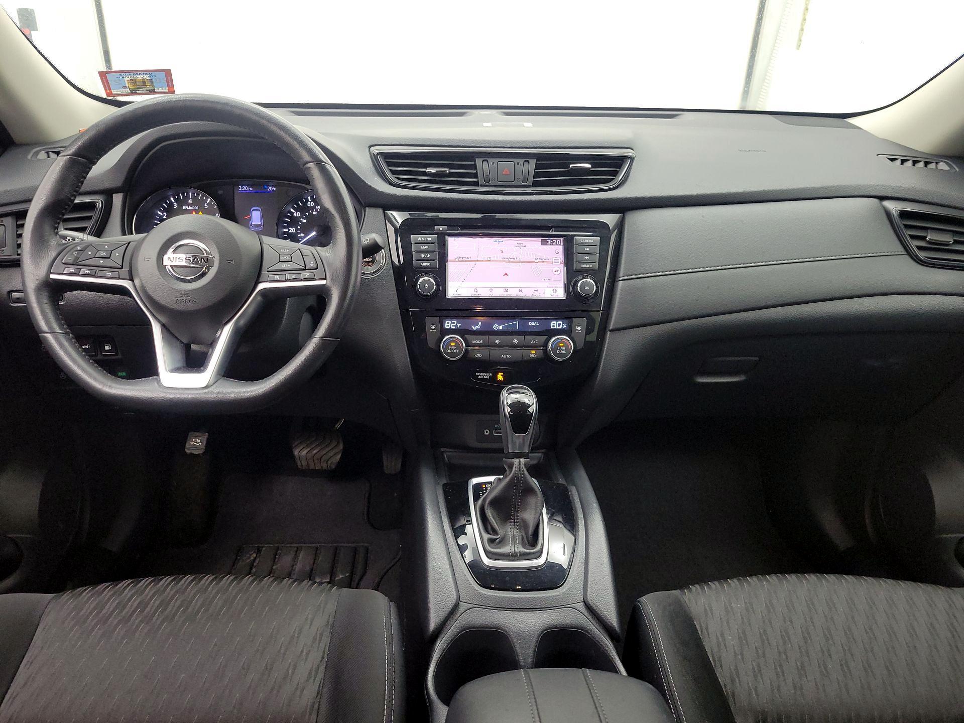 Thumbnail: 2018 Nissan Rogue - 9