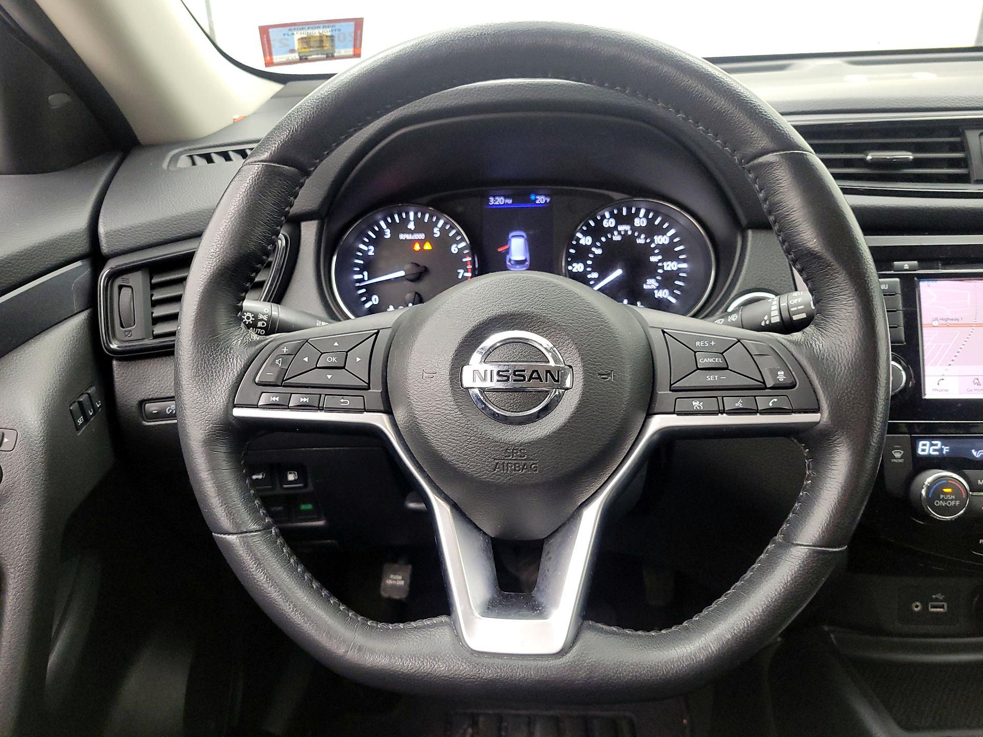 Thumbnail: 2018 Nissan Rogue - 10