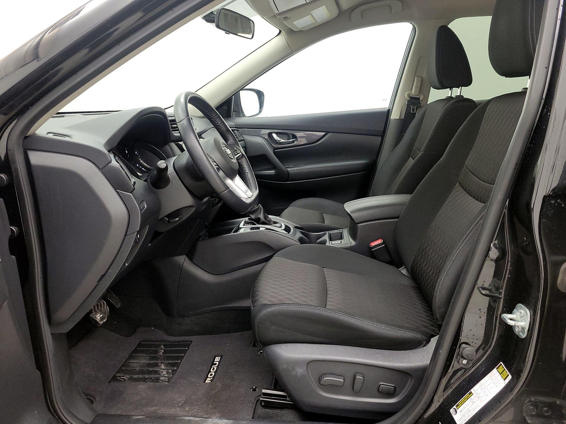 Thumbnail: 2018 Nissan Rogue - 11