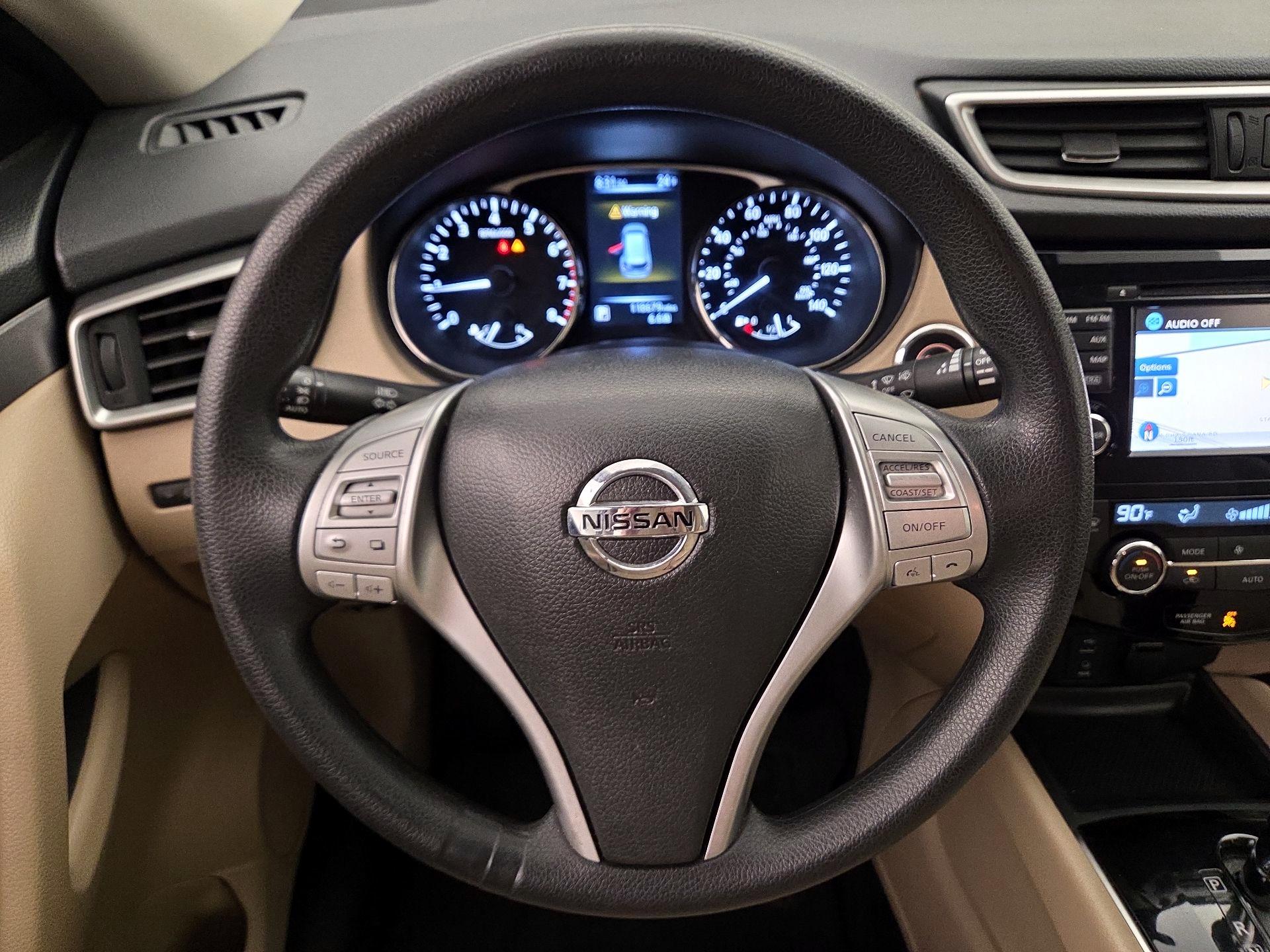 Thumbnail: 2016 Nissan Rogue - 10