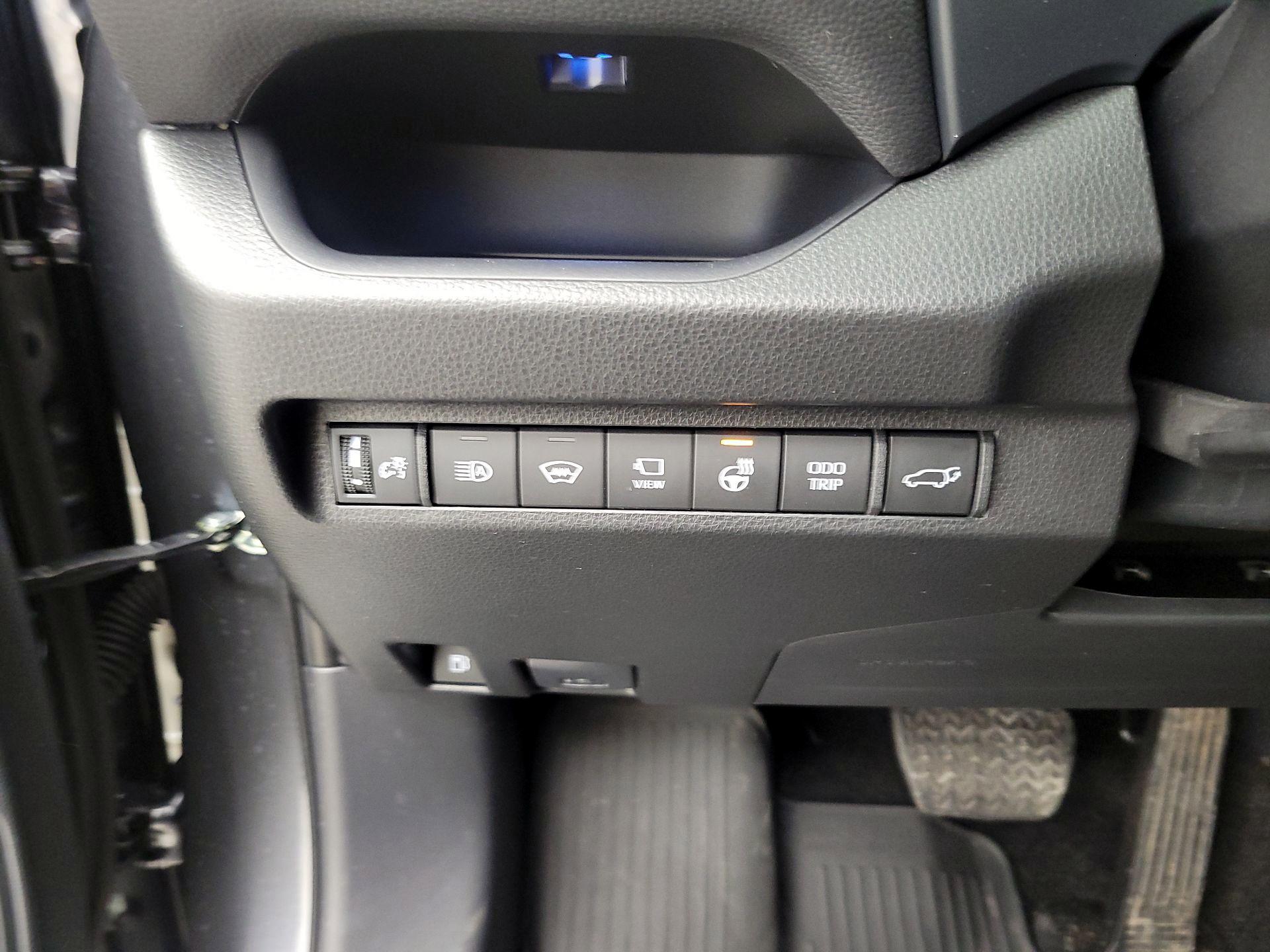 Thumbnail: 2024 Toyota RAV4 - 13