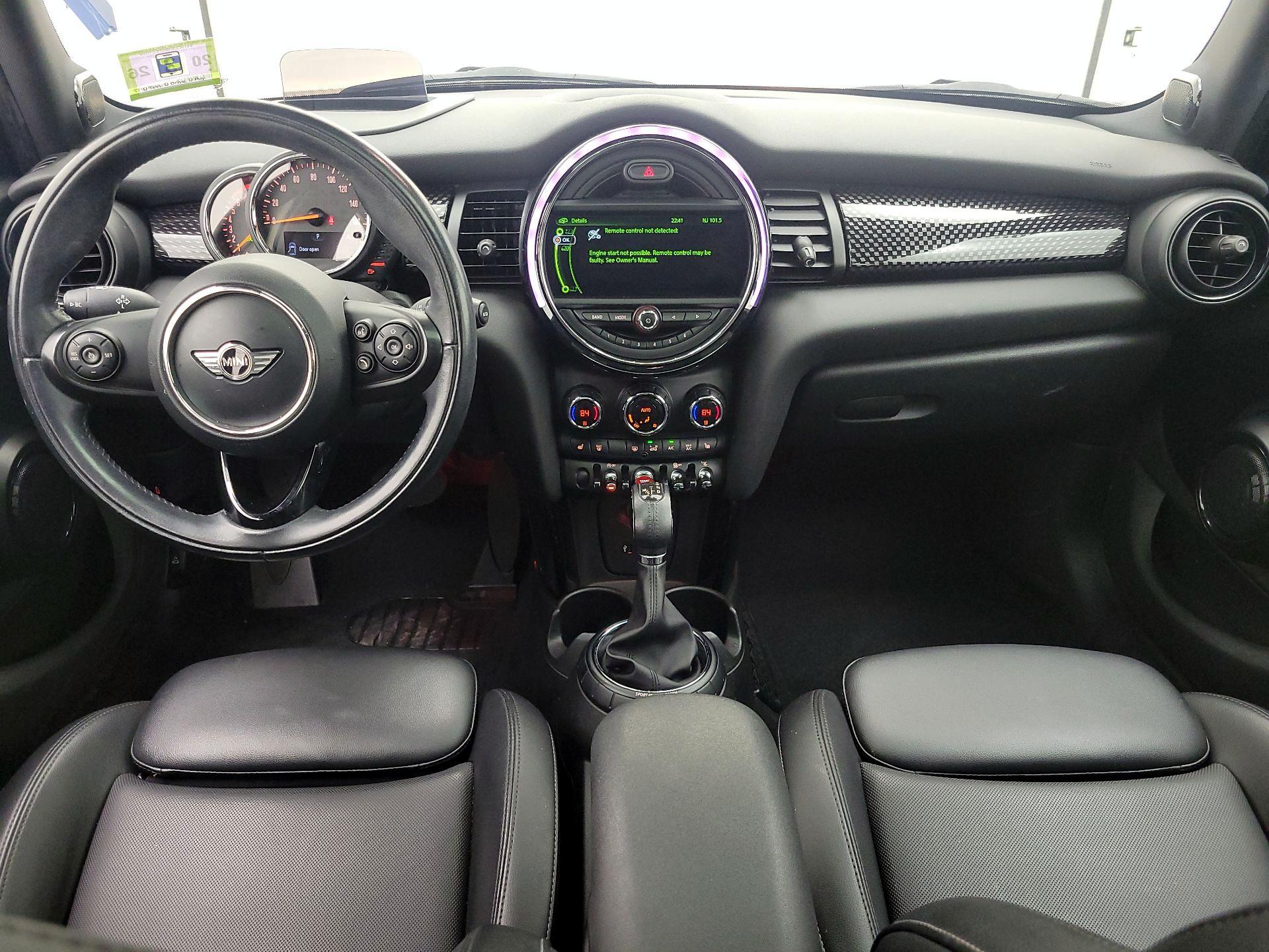 Thumbnail: 2016 MINI Cooper Hardtop - 9