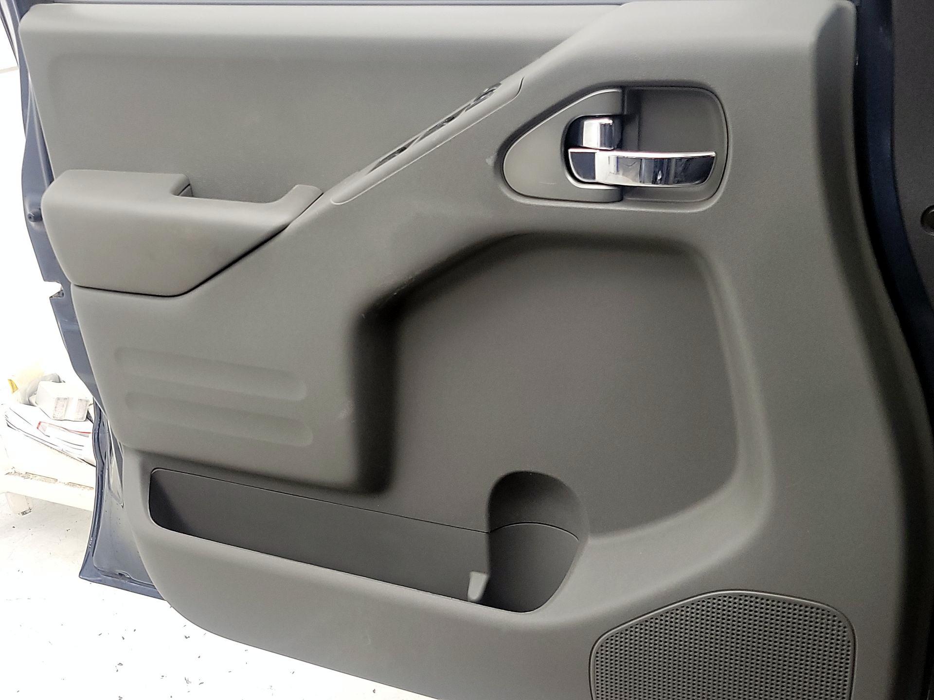 Thumbnail: 2021 Nissan Frontier - 12