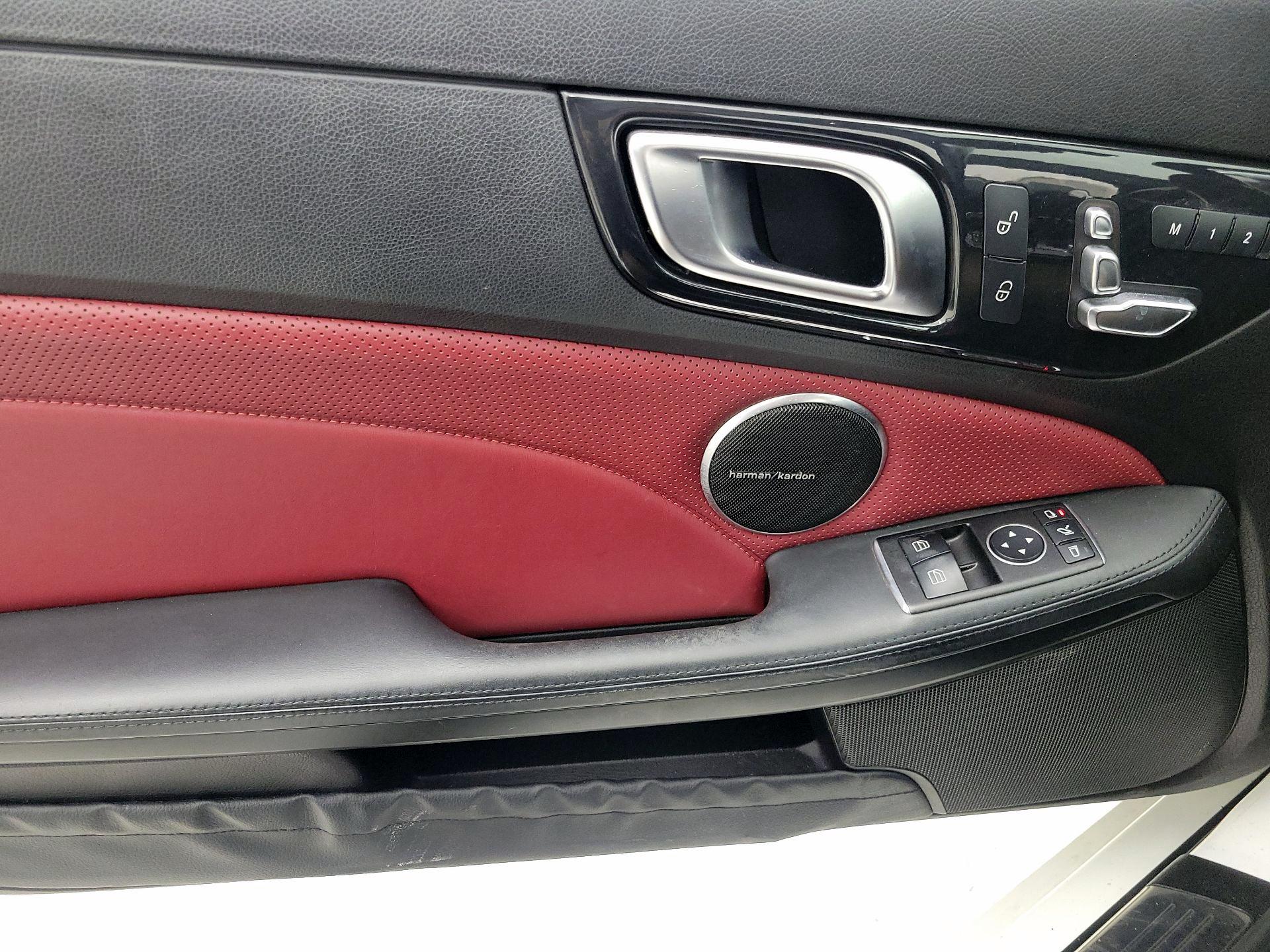 Thumbnail: 2017 Mercedes-Benz SLC - 12