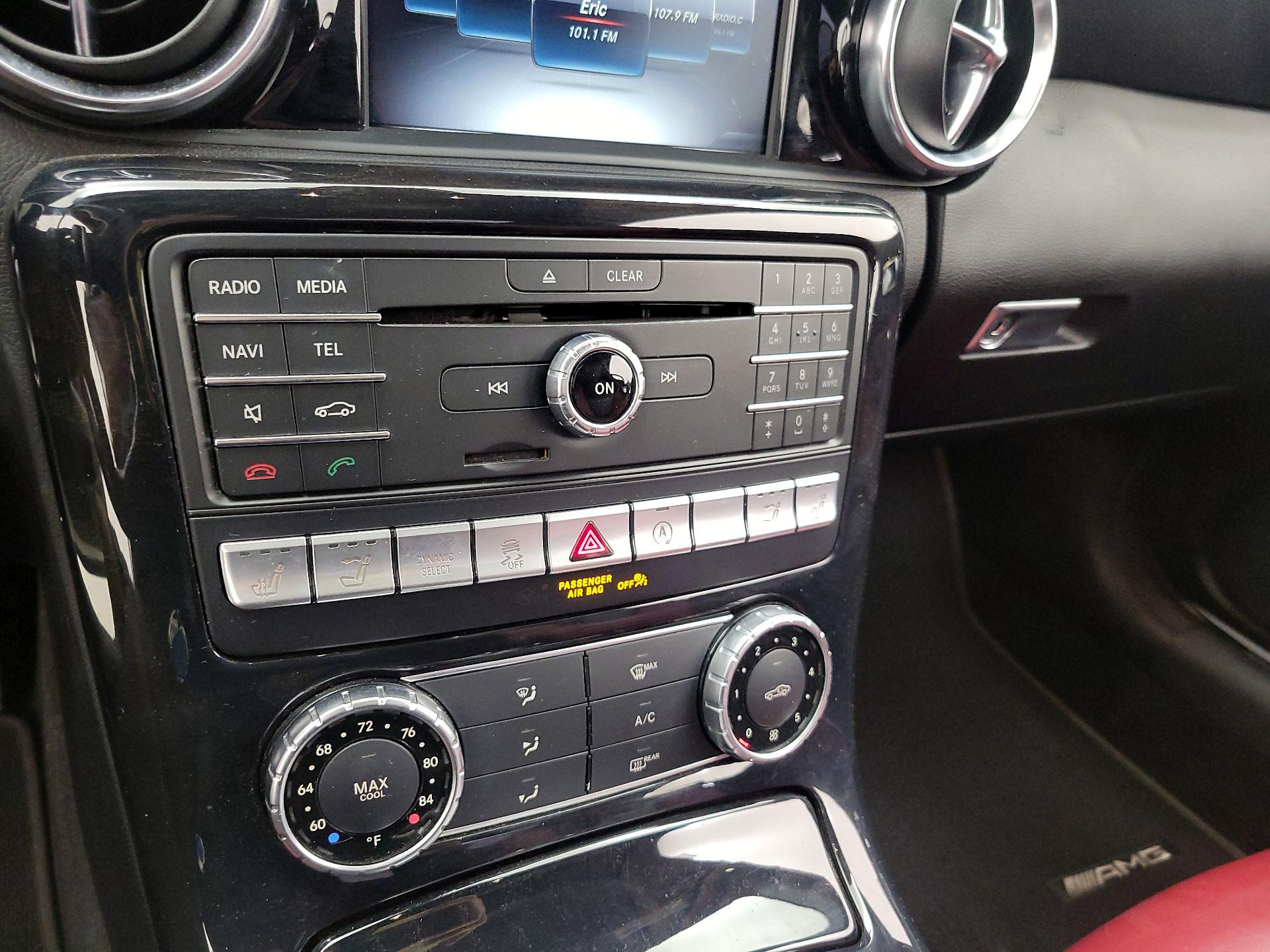 Thumbnail: 2017 Mercedes-Benz SLC - 16