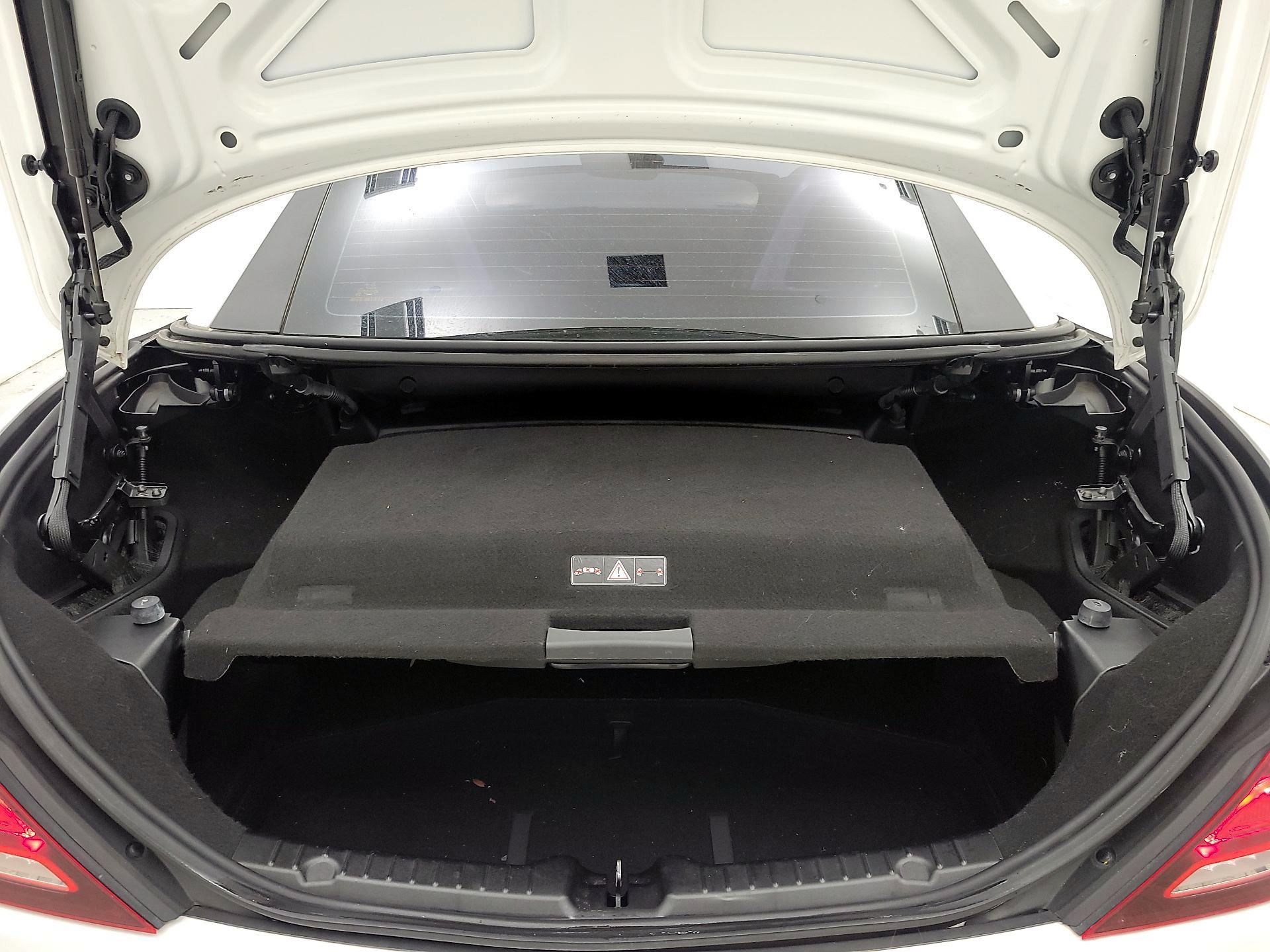 Thumbnail: 2017 Mercedes-Benz SLC - 18