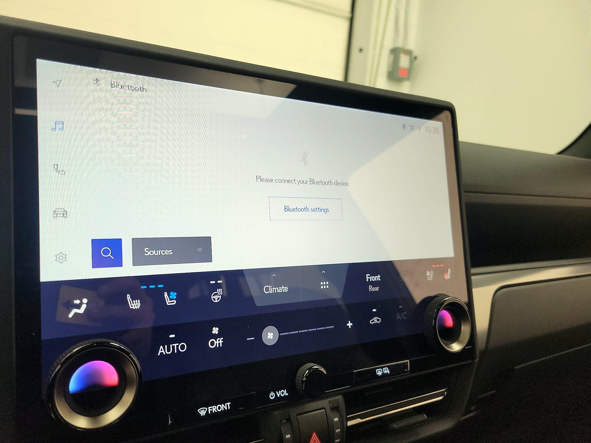 Thumbnail: 2025 Lexus GX - 16