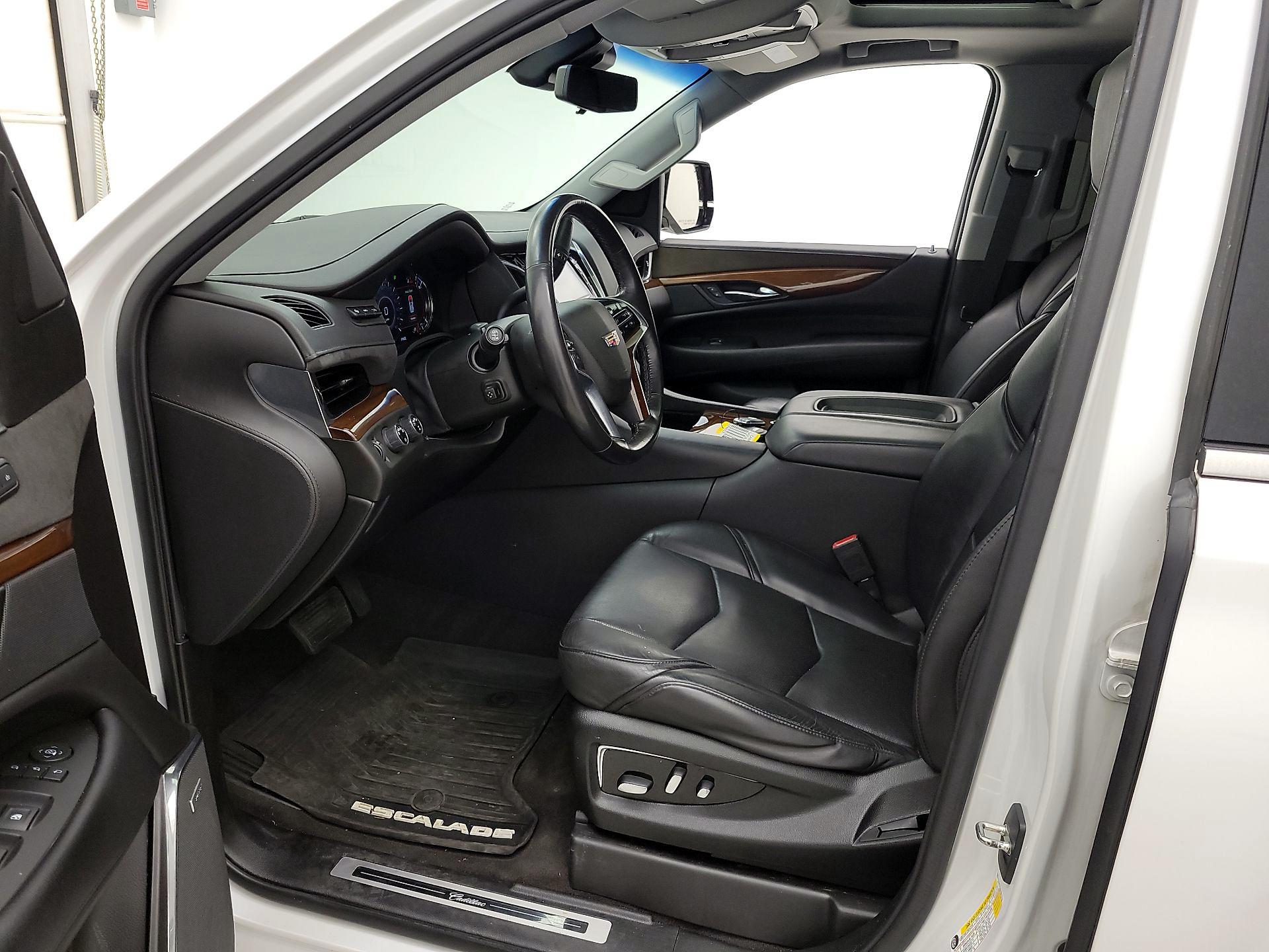 Thumbnail: 2020 Cadillac Escalade - 11