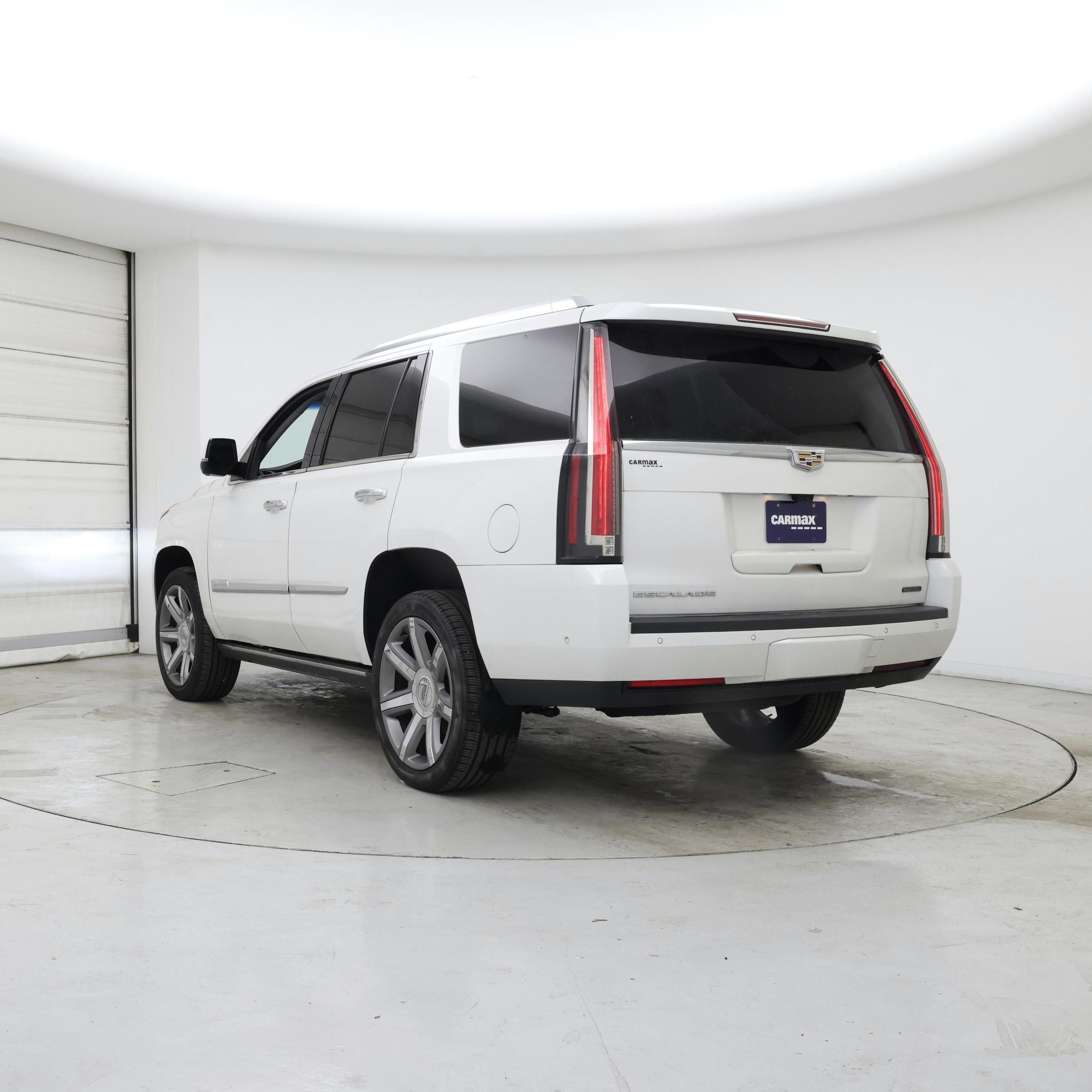 Thumbnail: 2020 Cadillac Escalade - 2