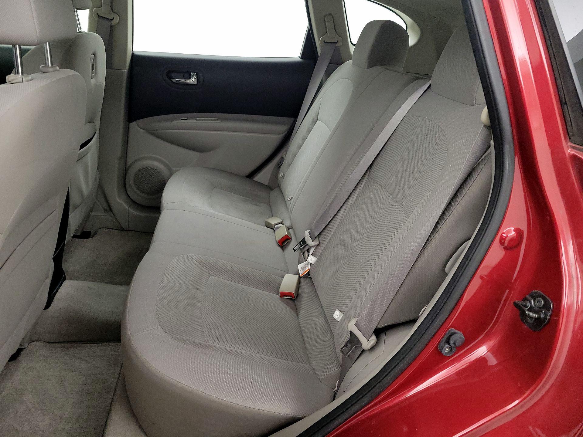 Thumbnail: 2014 Nissan Rogue - 17