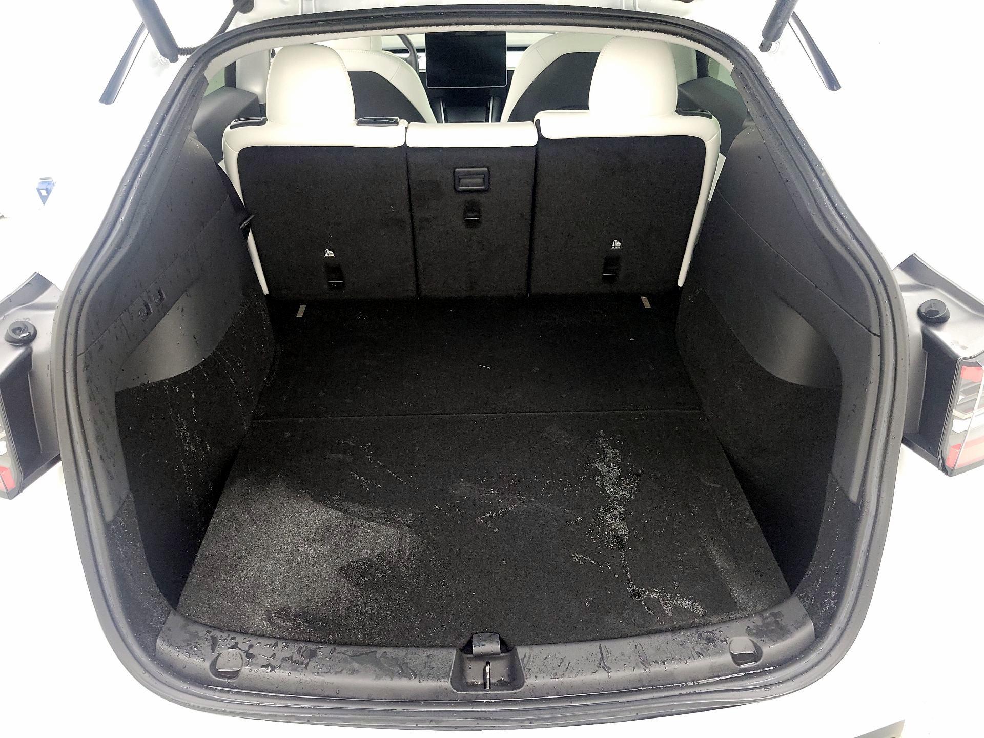 Thumbnail: 2021 Tesla Model Y - 18