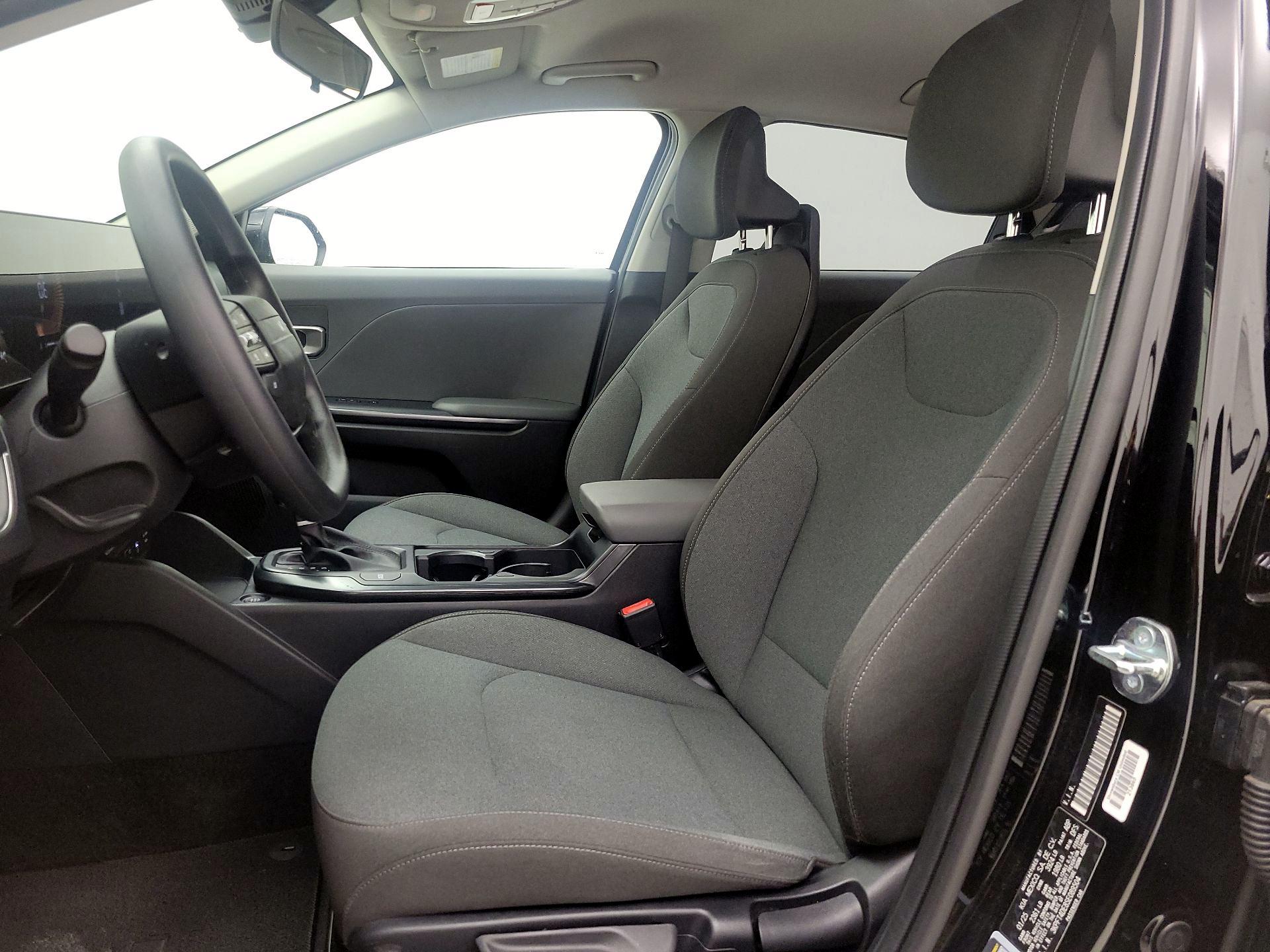 Thumbnail: 2025 Kia K4 - 11