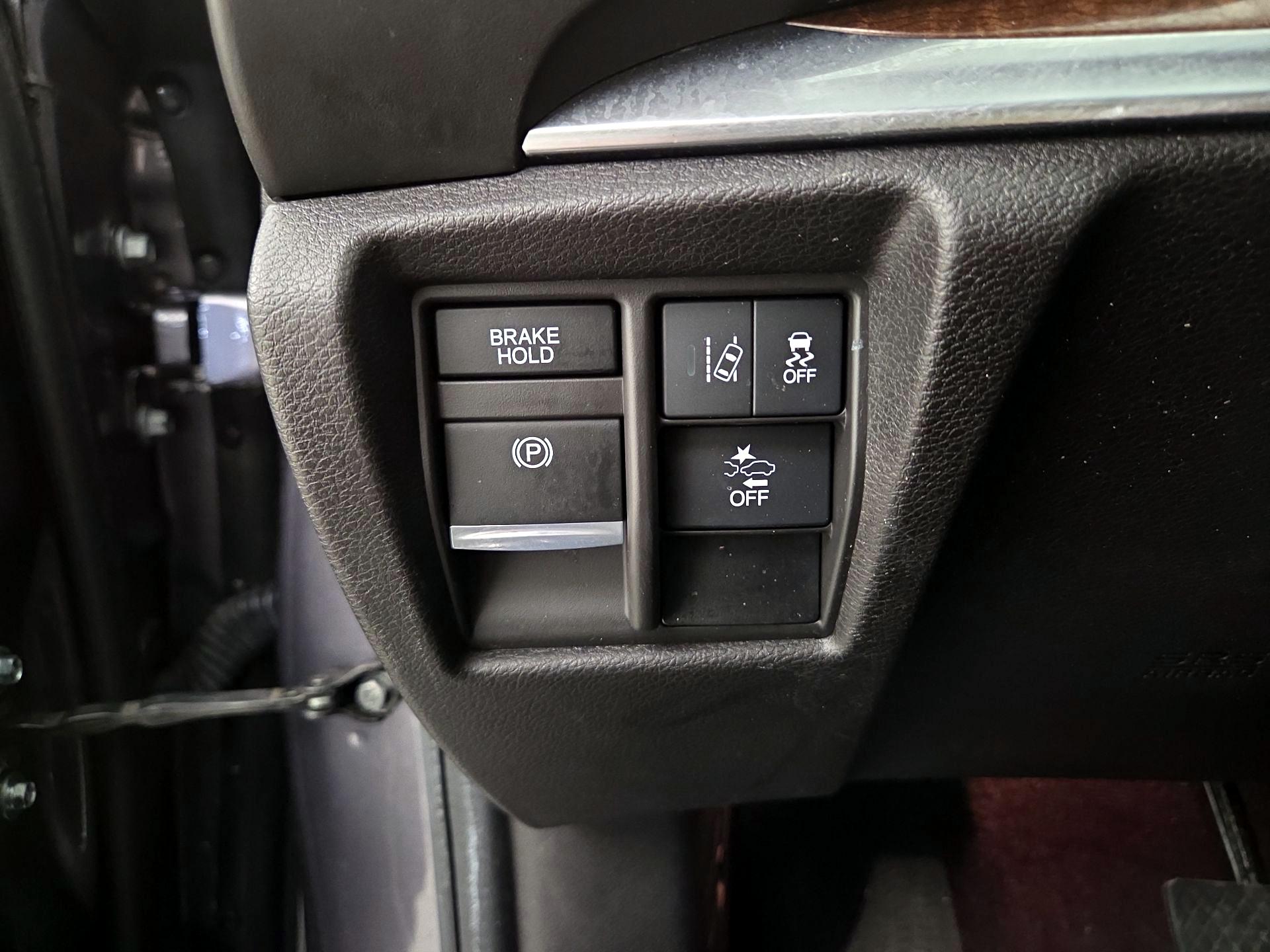 Thumbnail: 2020 Acura MDX - 13