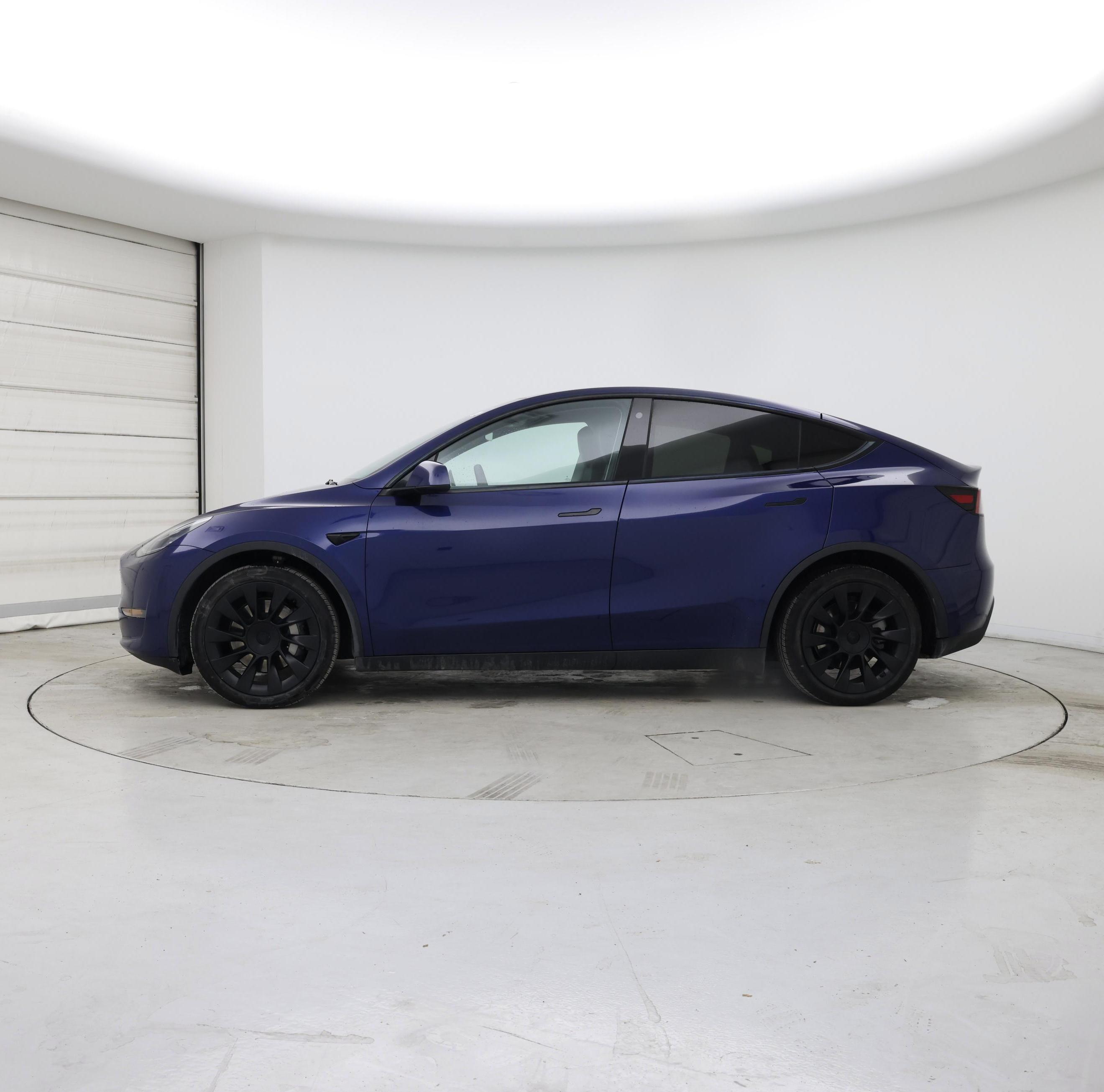 Thumbnail: 2022 Tesla Model Y - 3