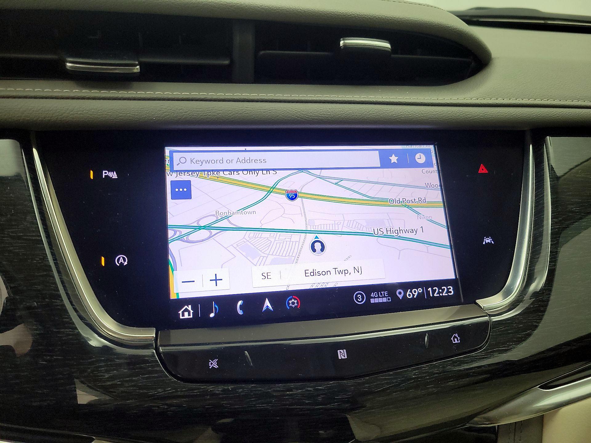 Thumbnail: 2020 Cadillac XT6 - 14