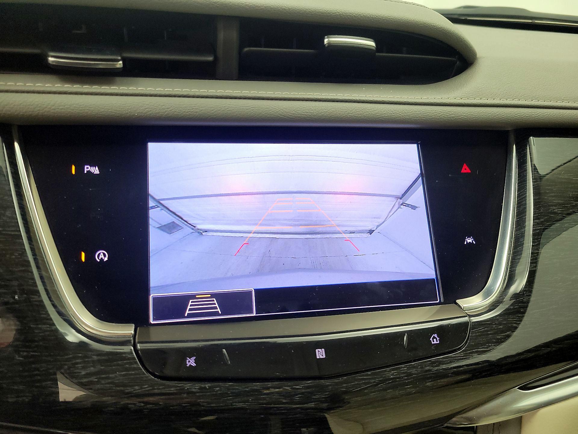 Thumbnail: 2020 Cadillac XT6 - 15