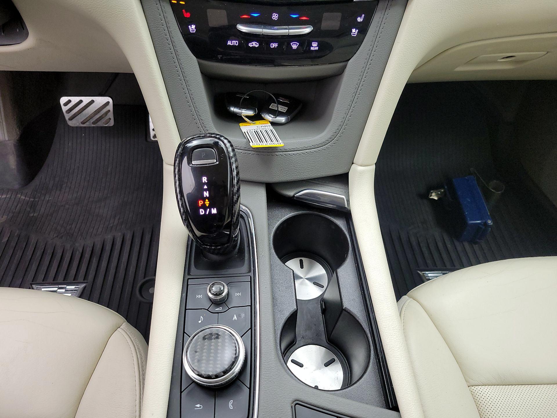 Thumbnail: 2020 Cadillac XT6 - 18