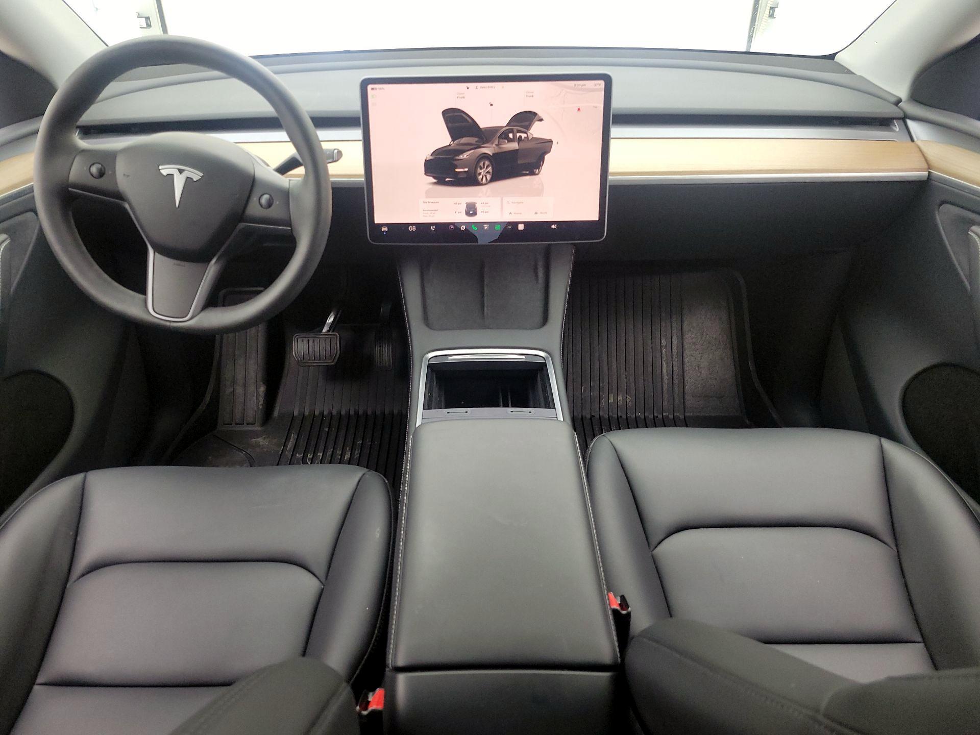 Thumbnail: 2023 Tesla Model Y - 9