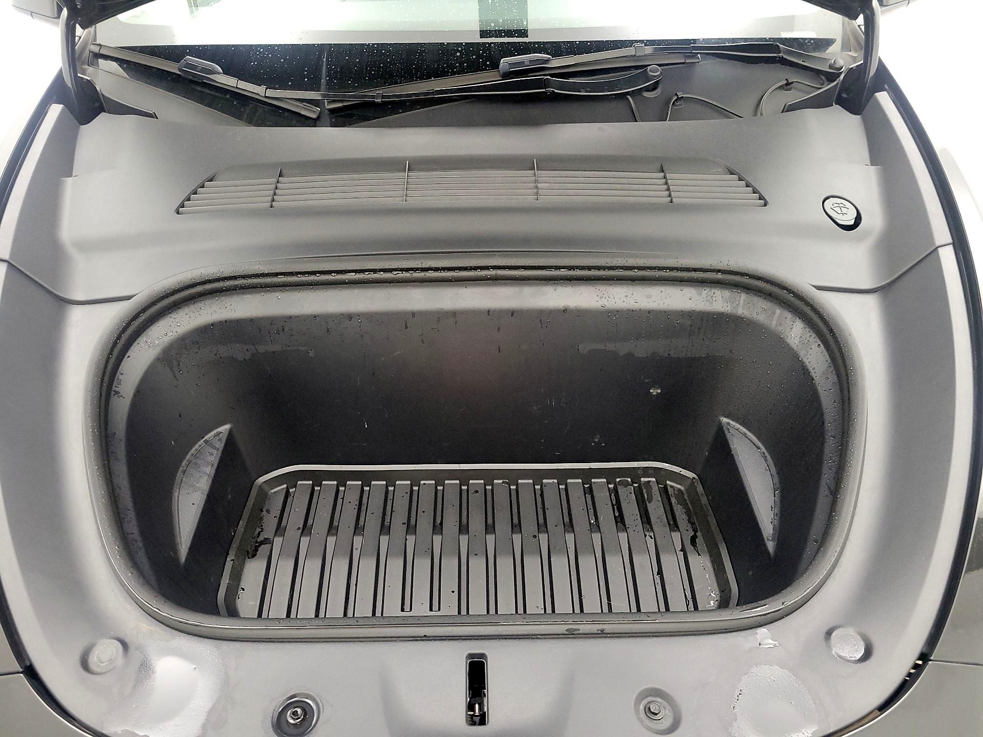 Thumbnail: 2023 Tesla Model Y - 20