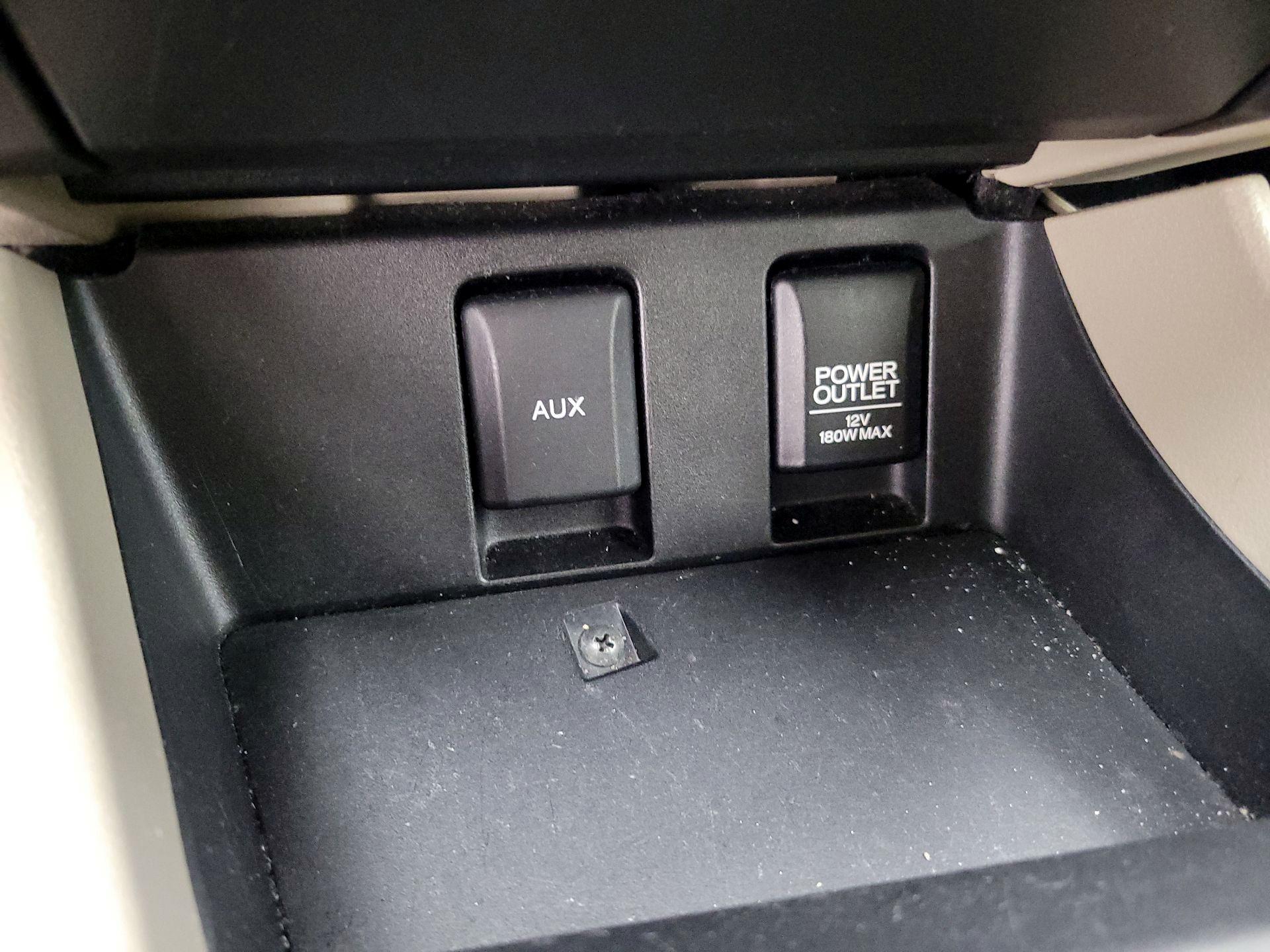 Thumbnail: 2015 Honda Civic - 17