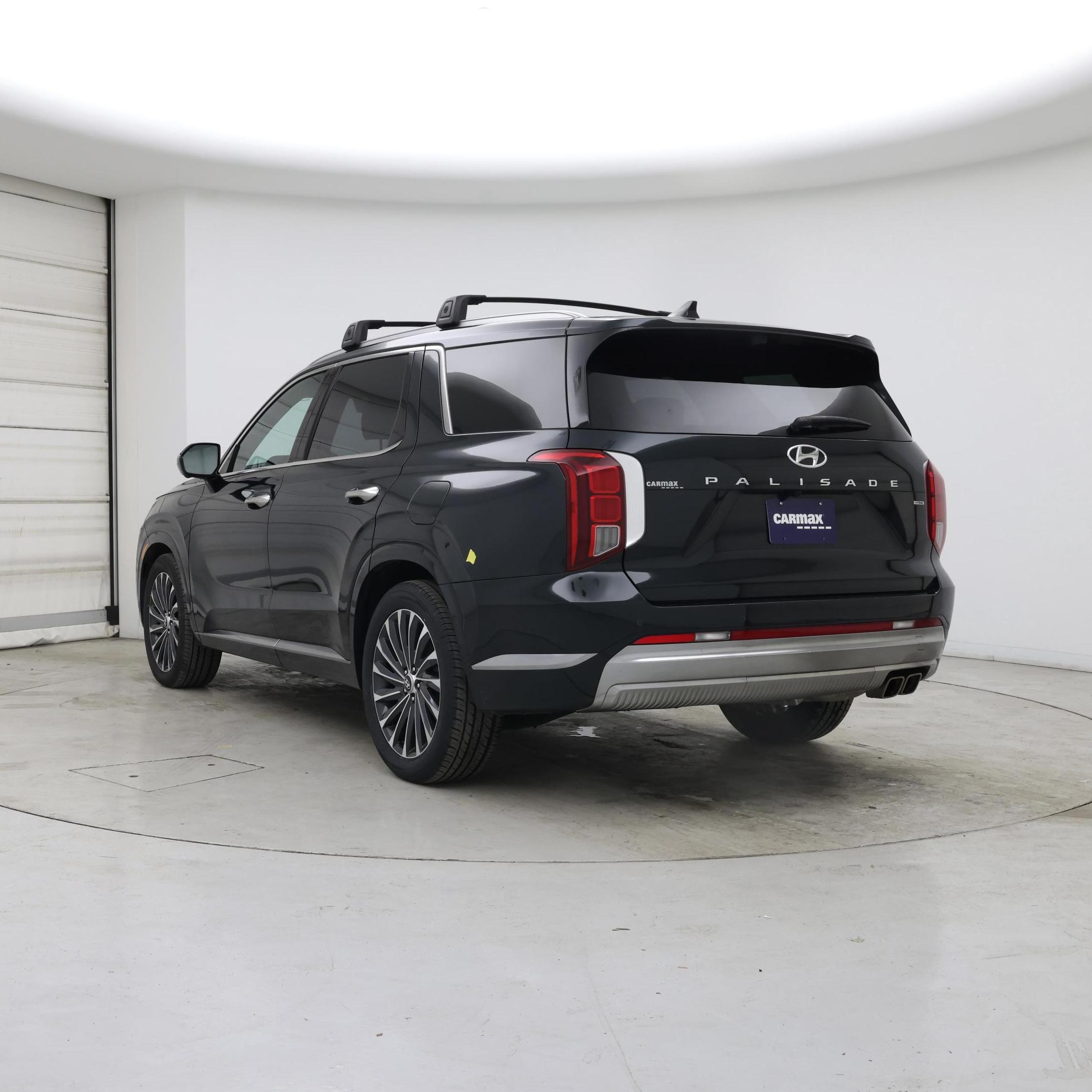 Thumbnail: 2023 Hyundai Palisade - 2