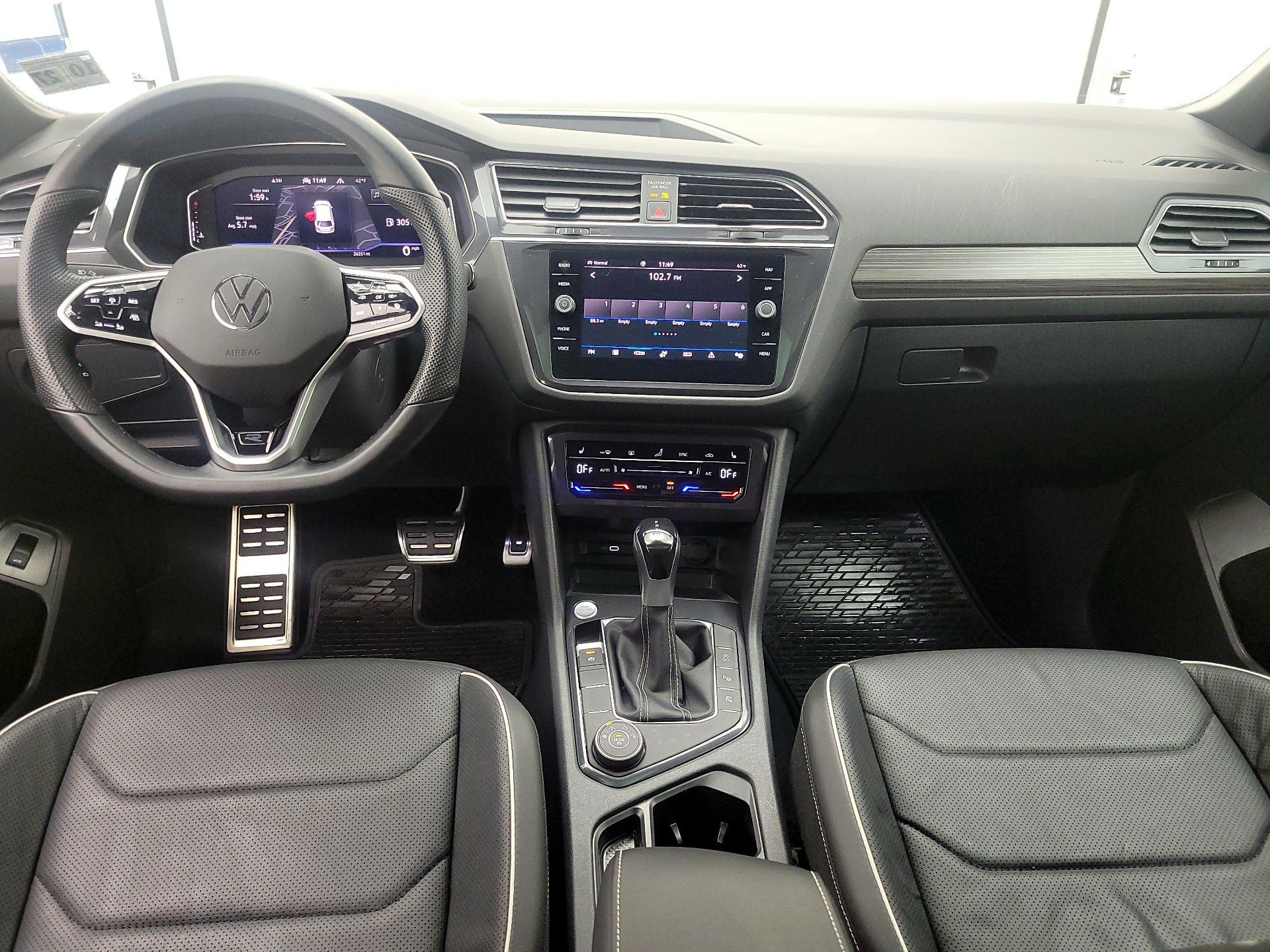 Thumbnail: 2022 Volkswagen Tiguan - 9