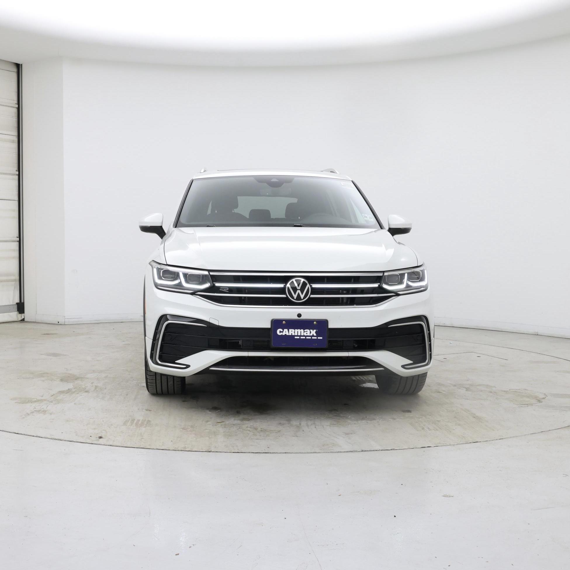 Thumbnail: 2022 Volkswagen Tiguan - 5