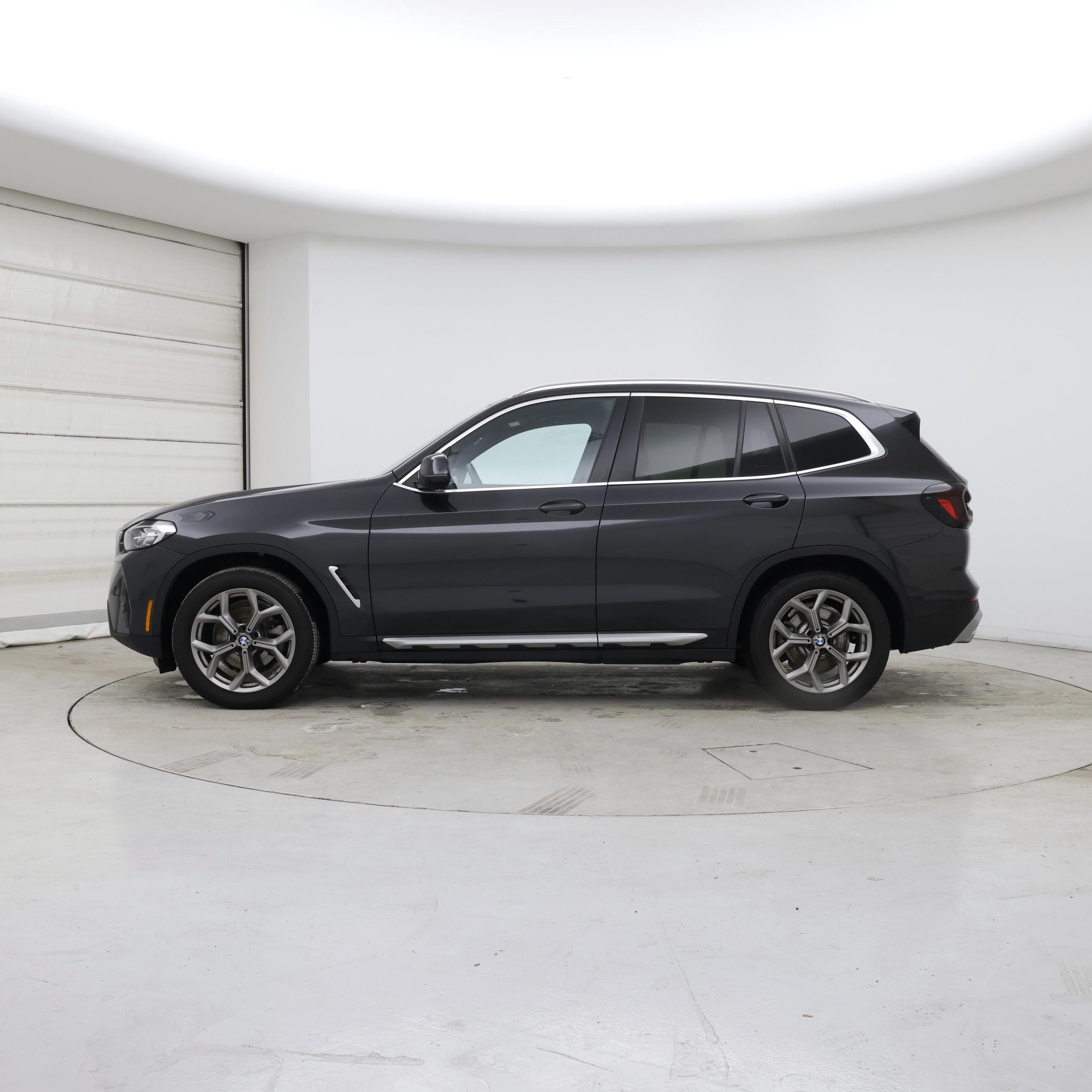 Thumbnail: 2022 BMW X3 - 3
