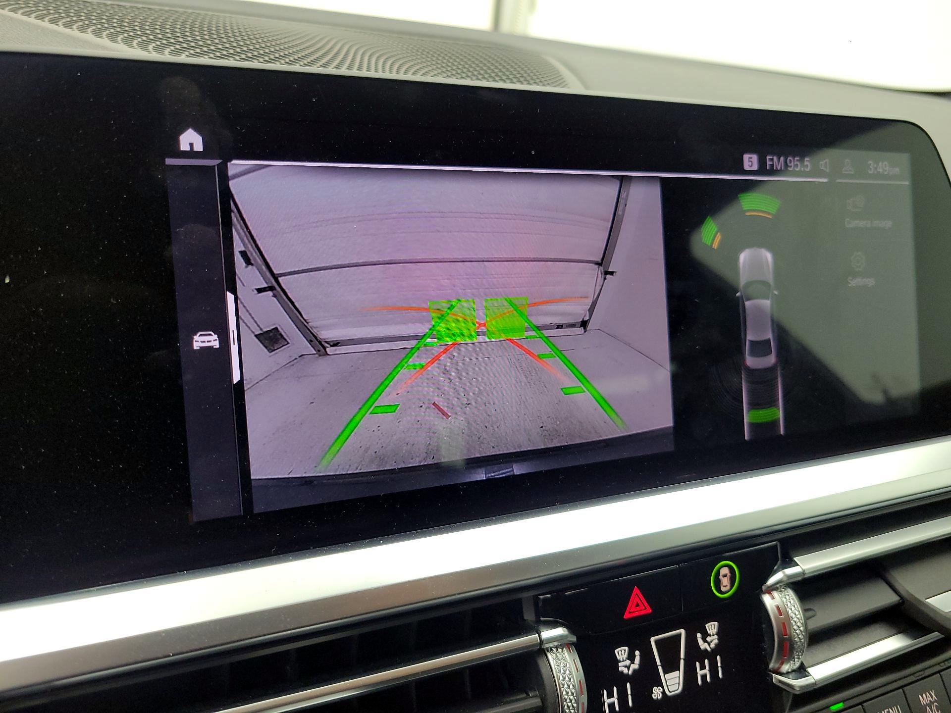 Thumbnail: 2021 BMW 3 Series - 15