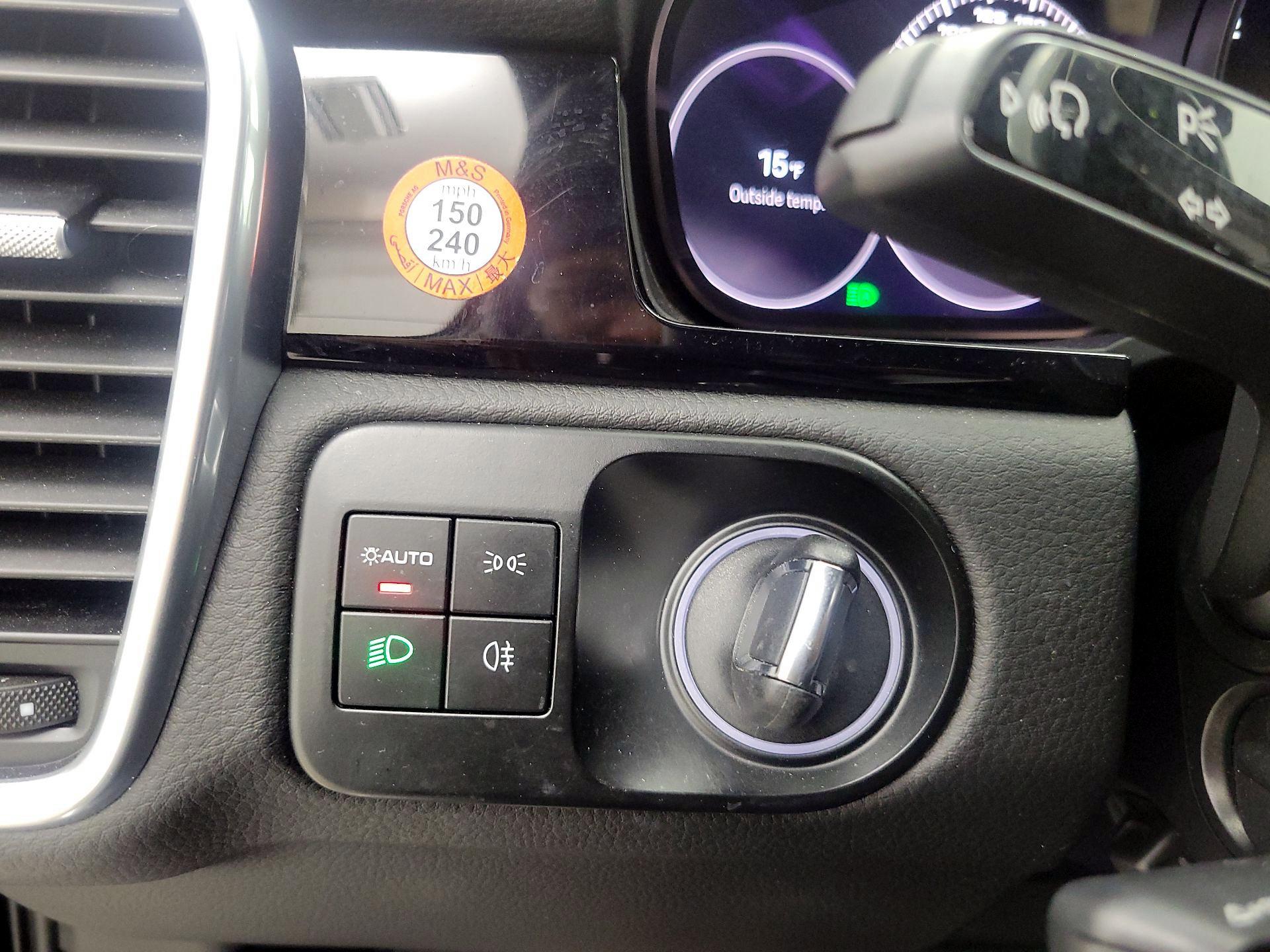 Thumbnail: 2023 Porsche Cayenne - 13