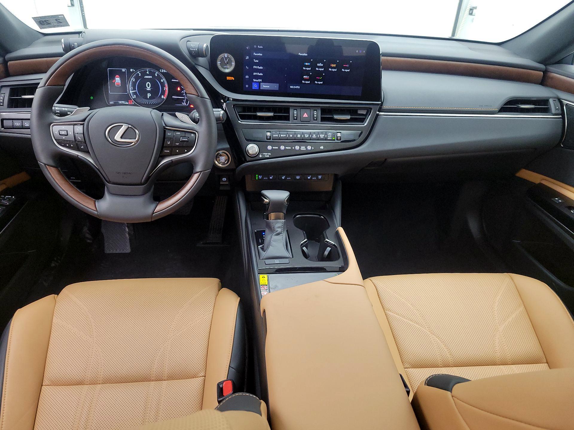 Thumbnail: 2024 Lexus ES - 9