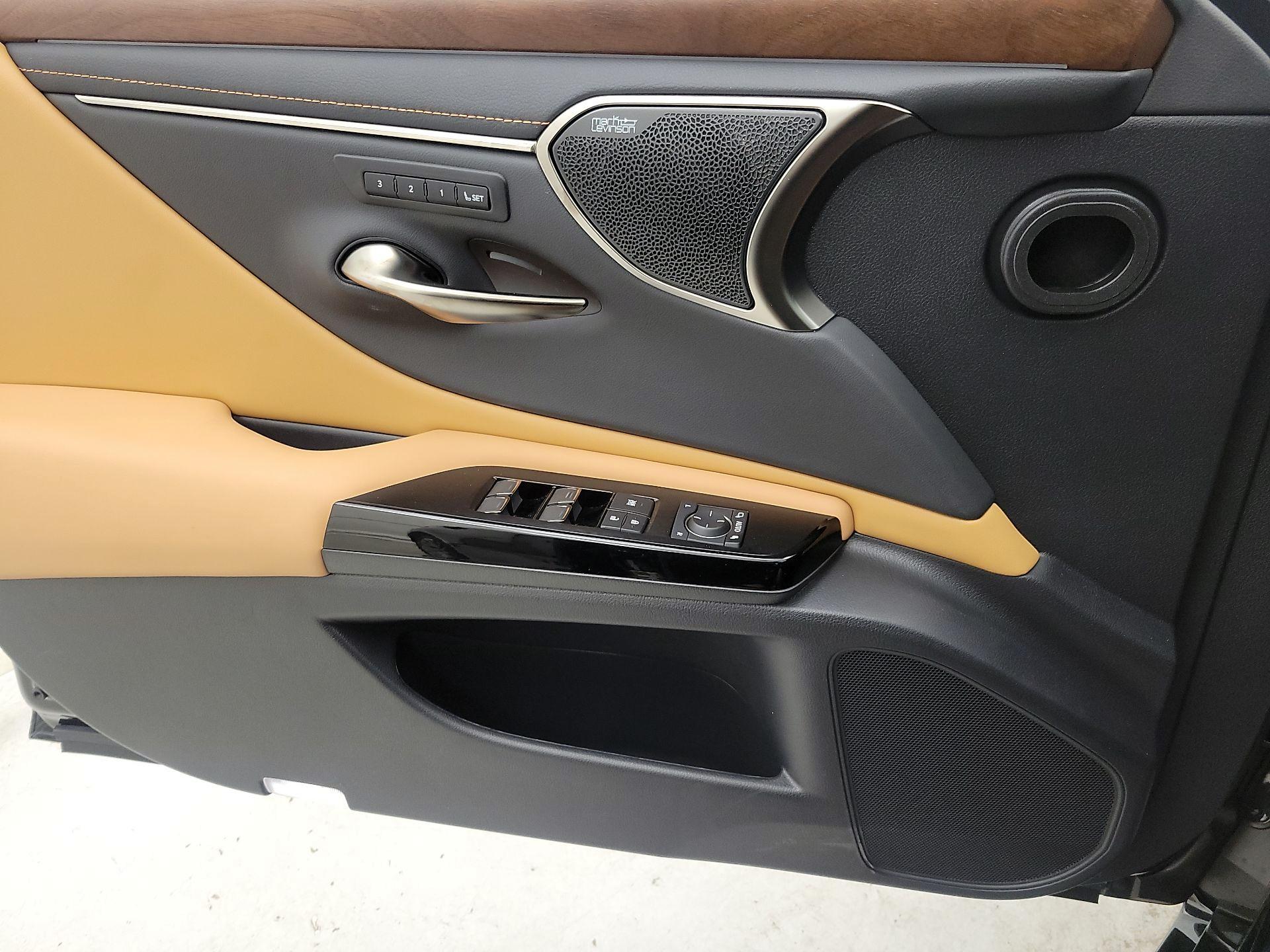 Thumbnail: 2024 Lexus ES - 12