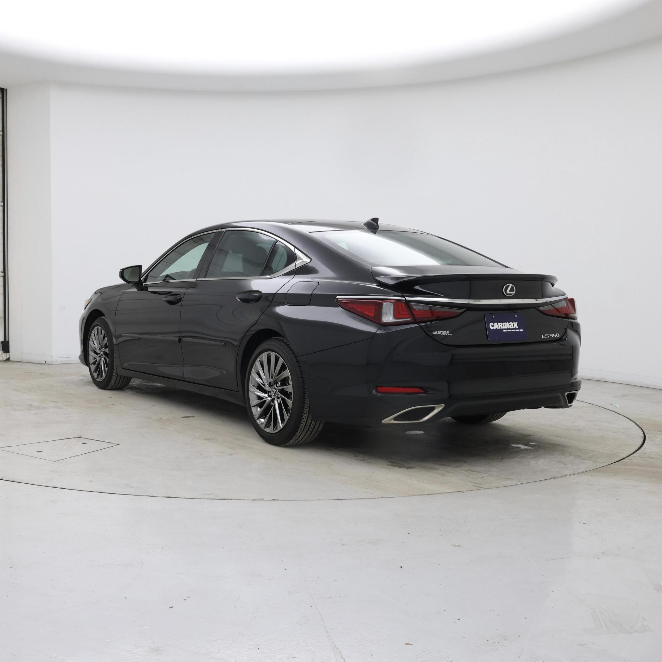 Thumbnail: 2024 Lexus ES - 2