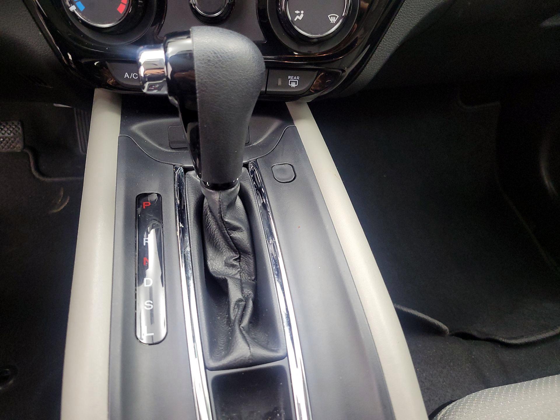 Thumbnail: 2022 Honda HR-V - 17