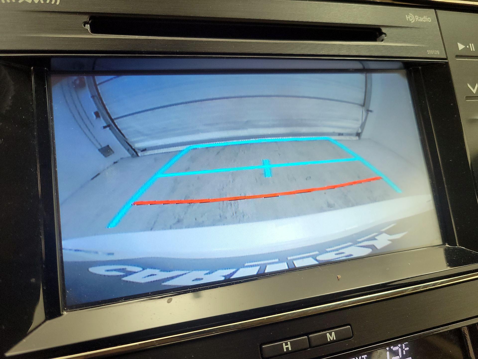 Thumbnail: 2018 Toyota Avalon - 14