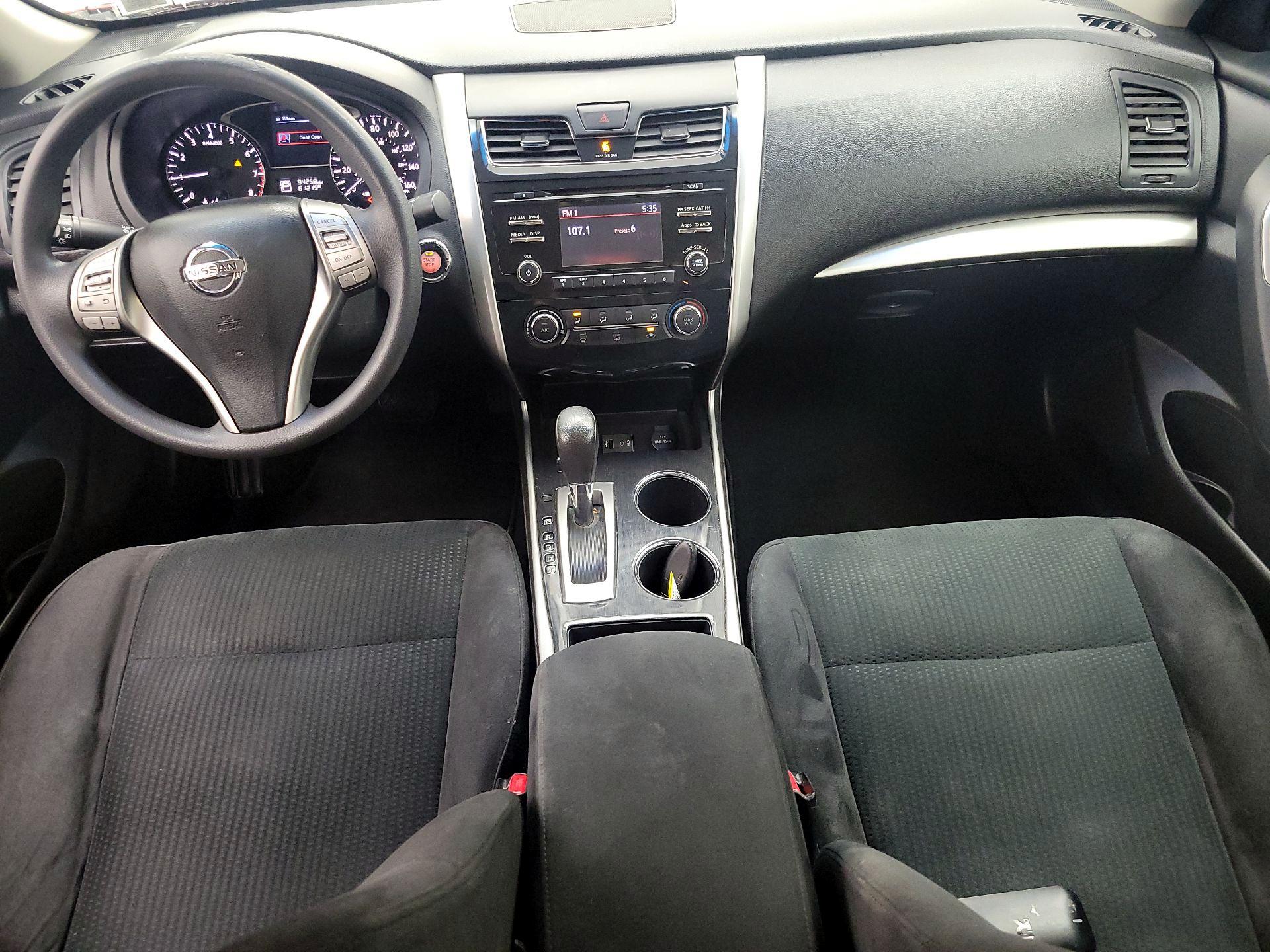 Thumbnail: 2014 Nissan Altima - 9