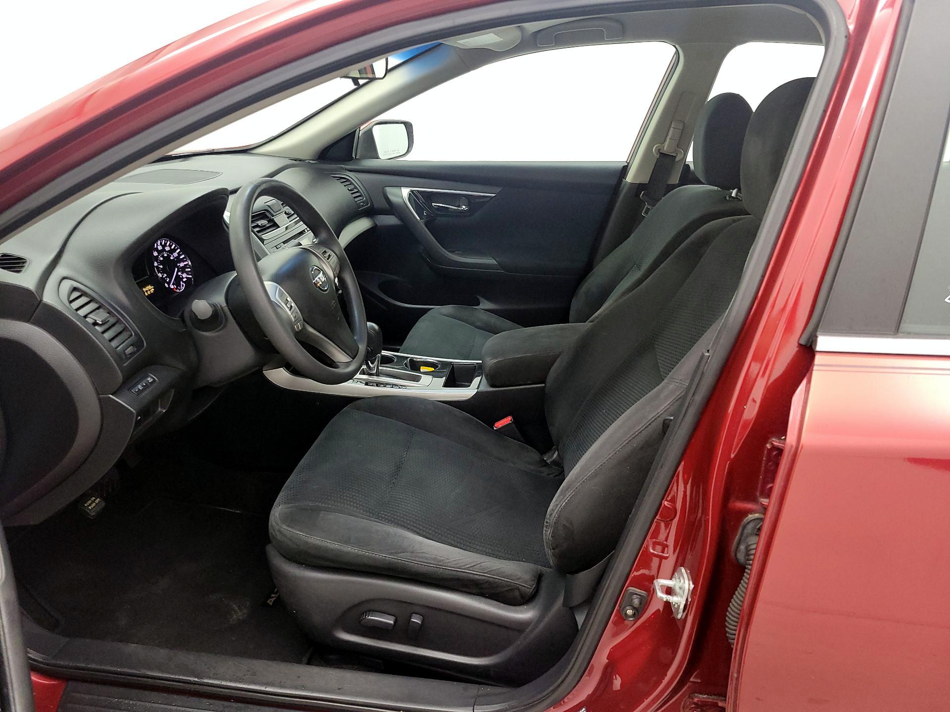 Thumbnail: 2014 Nissan Altima - 11