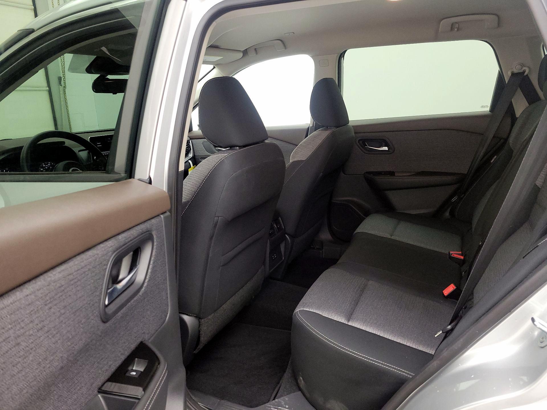 Thumbnail: 2022 Nissan Rogue - 19