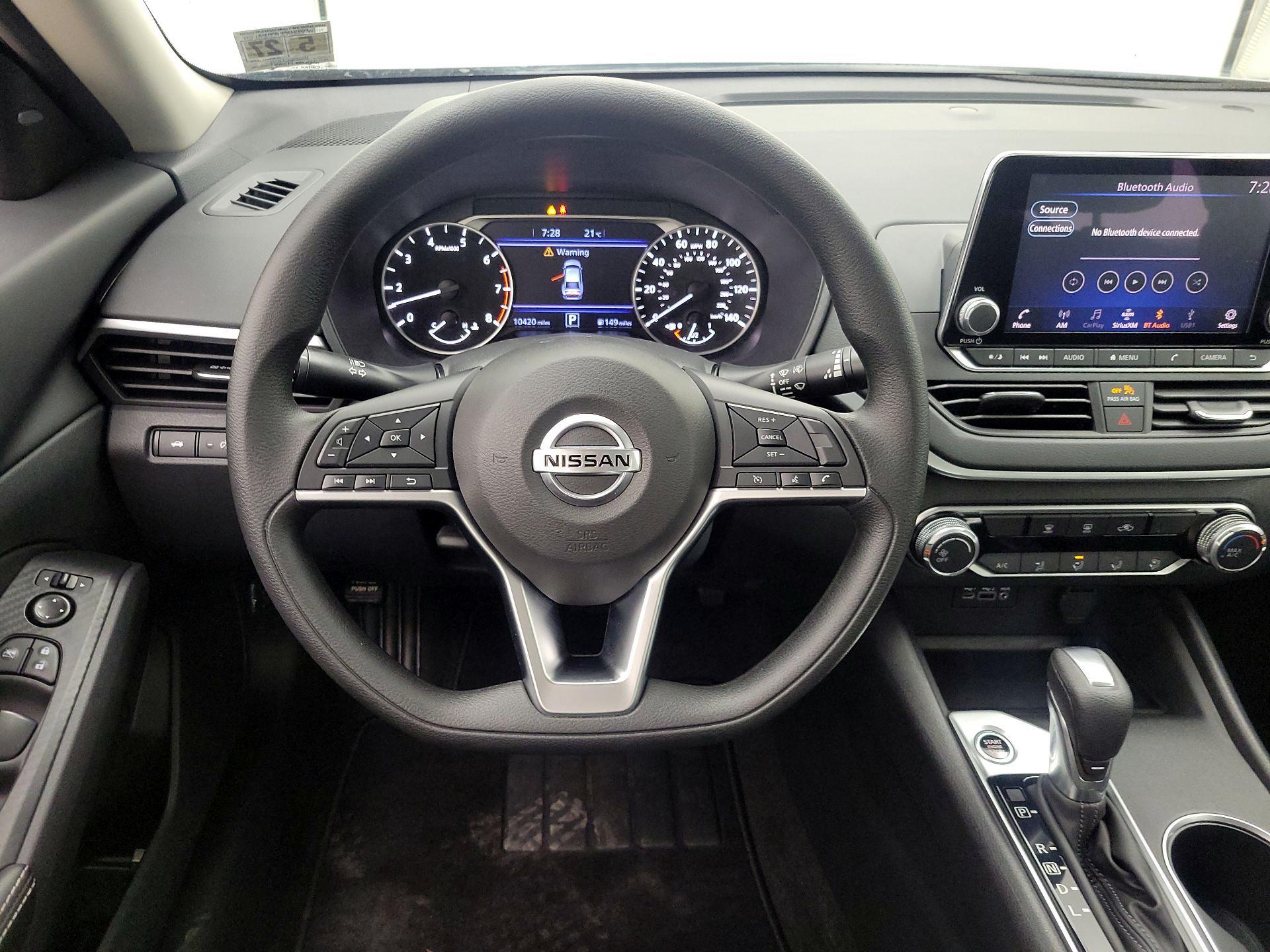 Thumbnail: 2022 Nissan Altima - 10