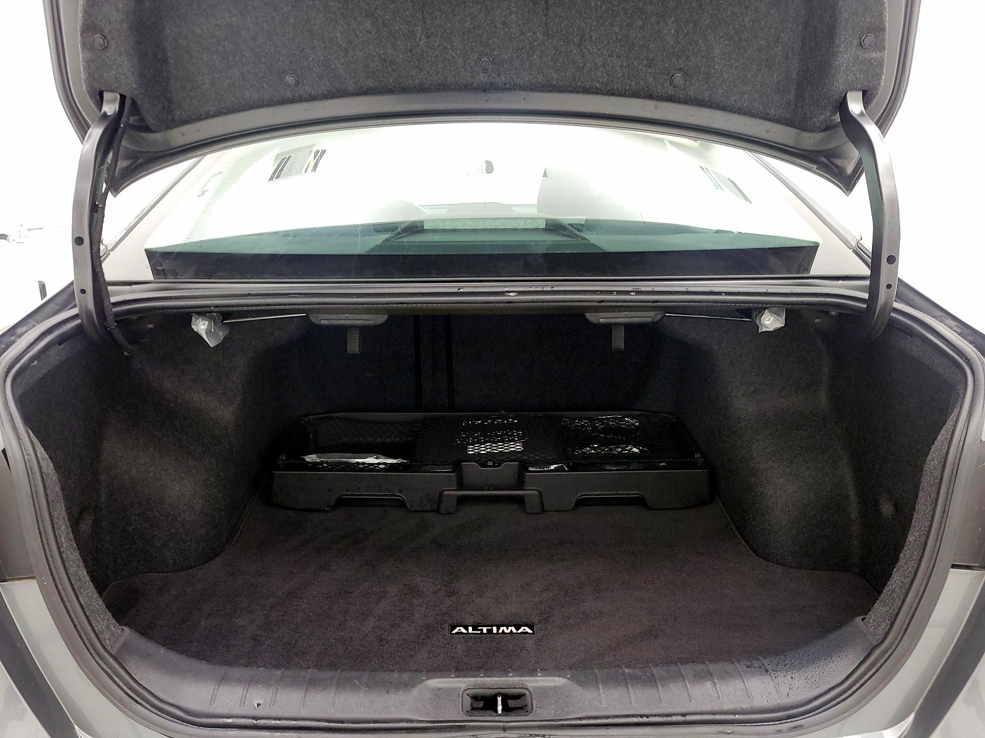 Thumbnail: 2022 Nissan Altima - 20