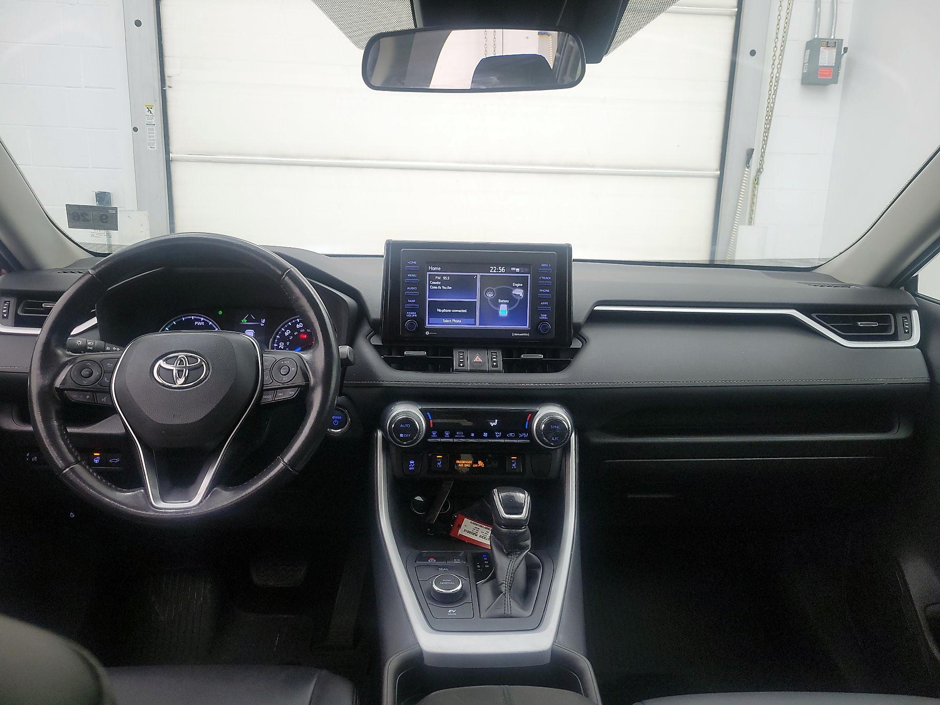 Thumbnail: 2021 Toyota RAV4 - 9