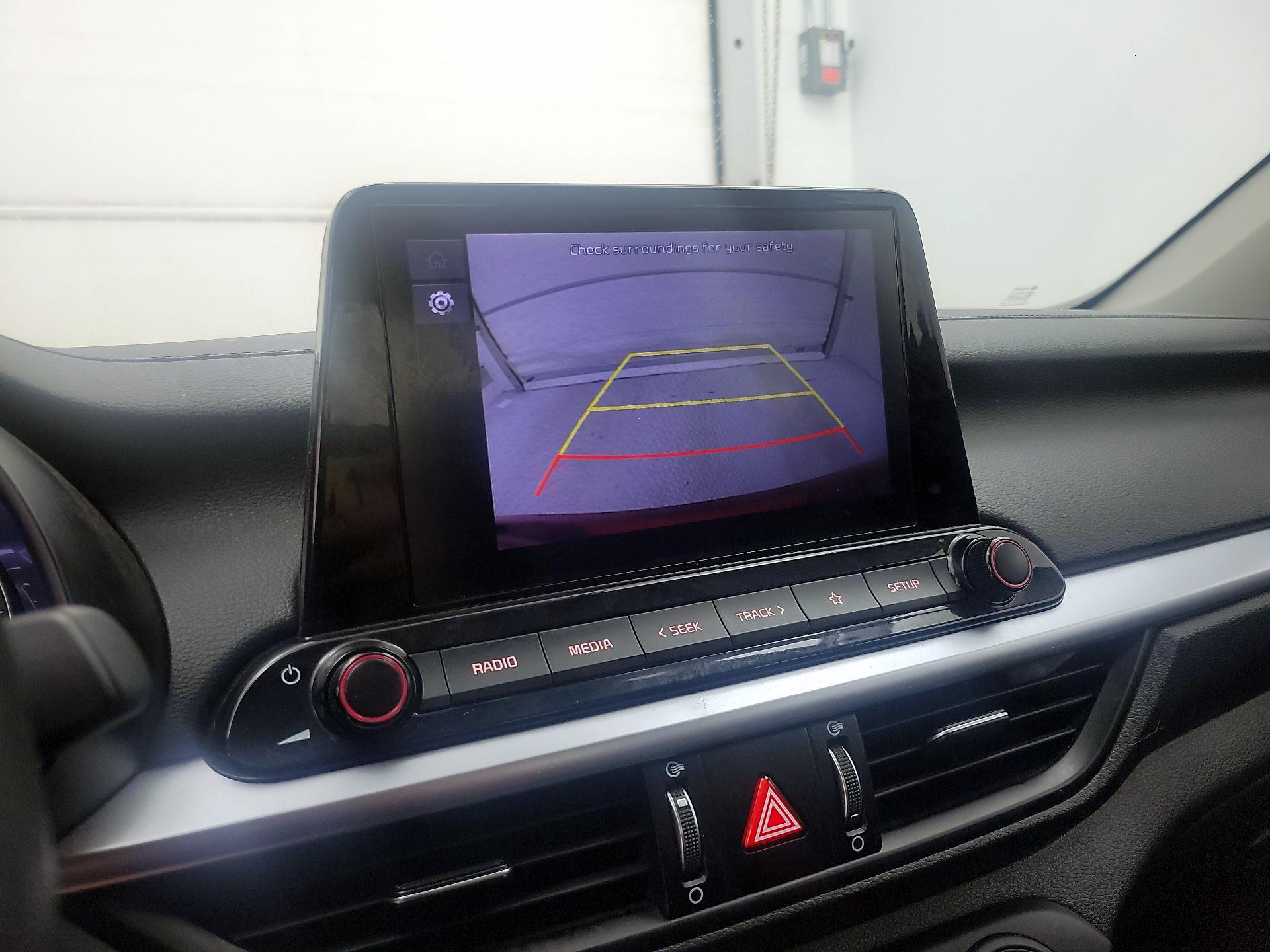 Thumbnail: 2022 Kia Forte - 14